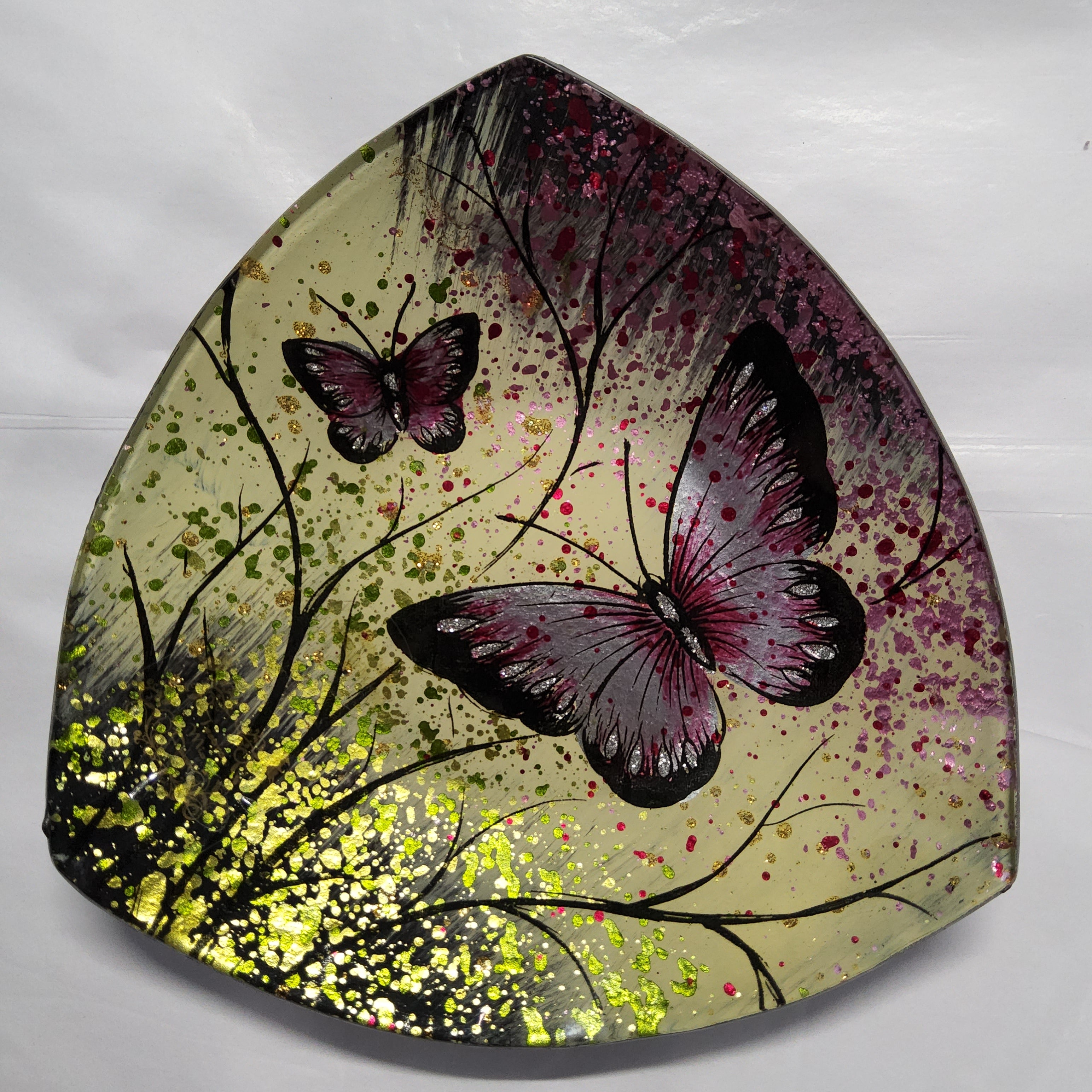 Tesoro Mio Triangular Plate - Butterflies P3405-T8