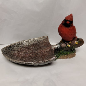 Garden Decor - Cardinal on Shovel QM42503