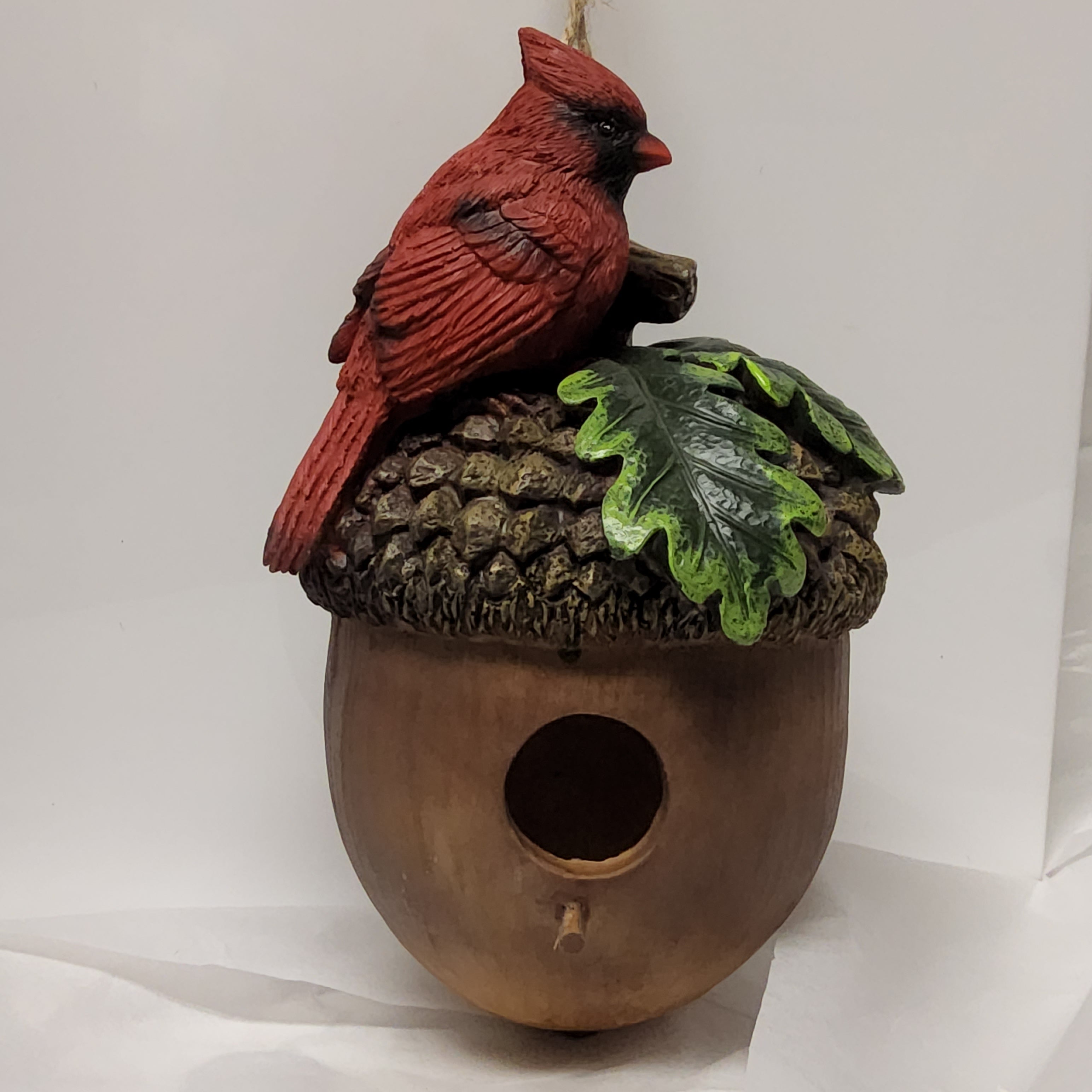 Birdhouse - Decorative Acorn Style with Cardinal QM42401