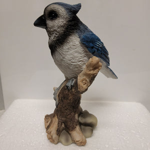 Blue Jay on Stump Figurine QJF85811