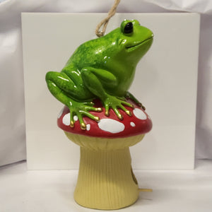 Birdhouse - Decorative - Frog on Mushroom 10096