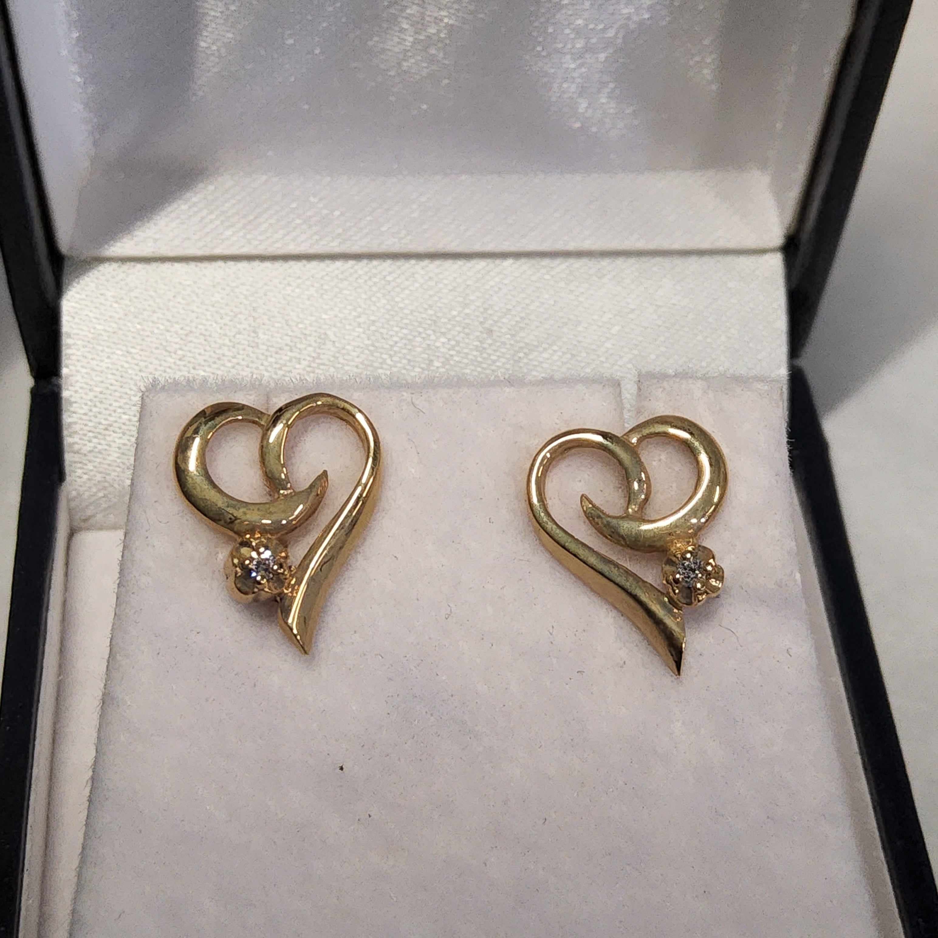 Diamond Earrings - Heart E1482