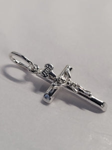 S/SCharm - Crucifix 3547