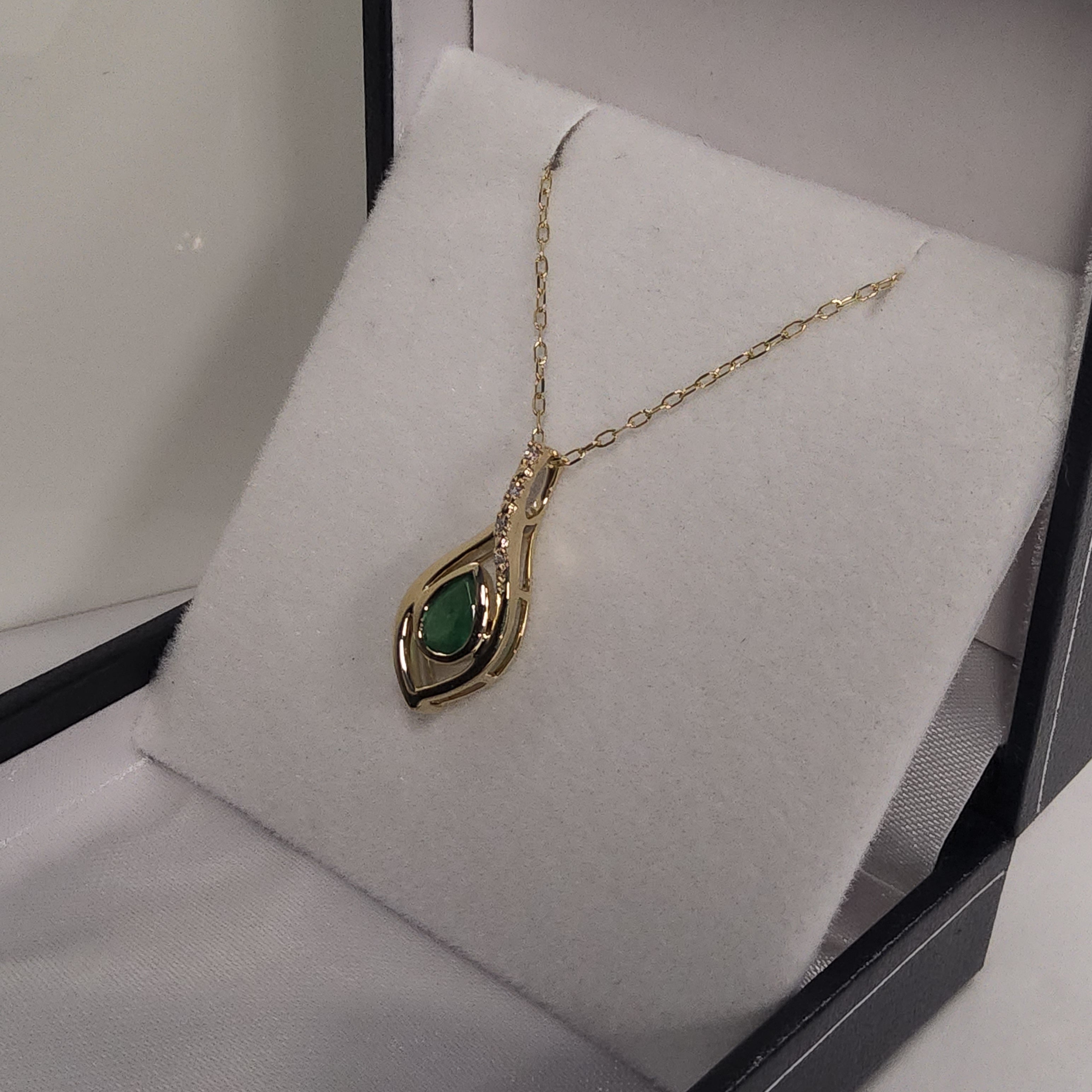 Pear Shape Cut Emerald Pendant with Diamonds - JP00907