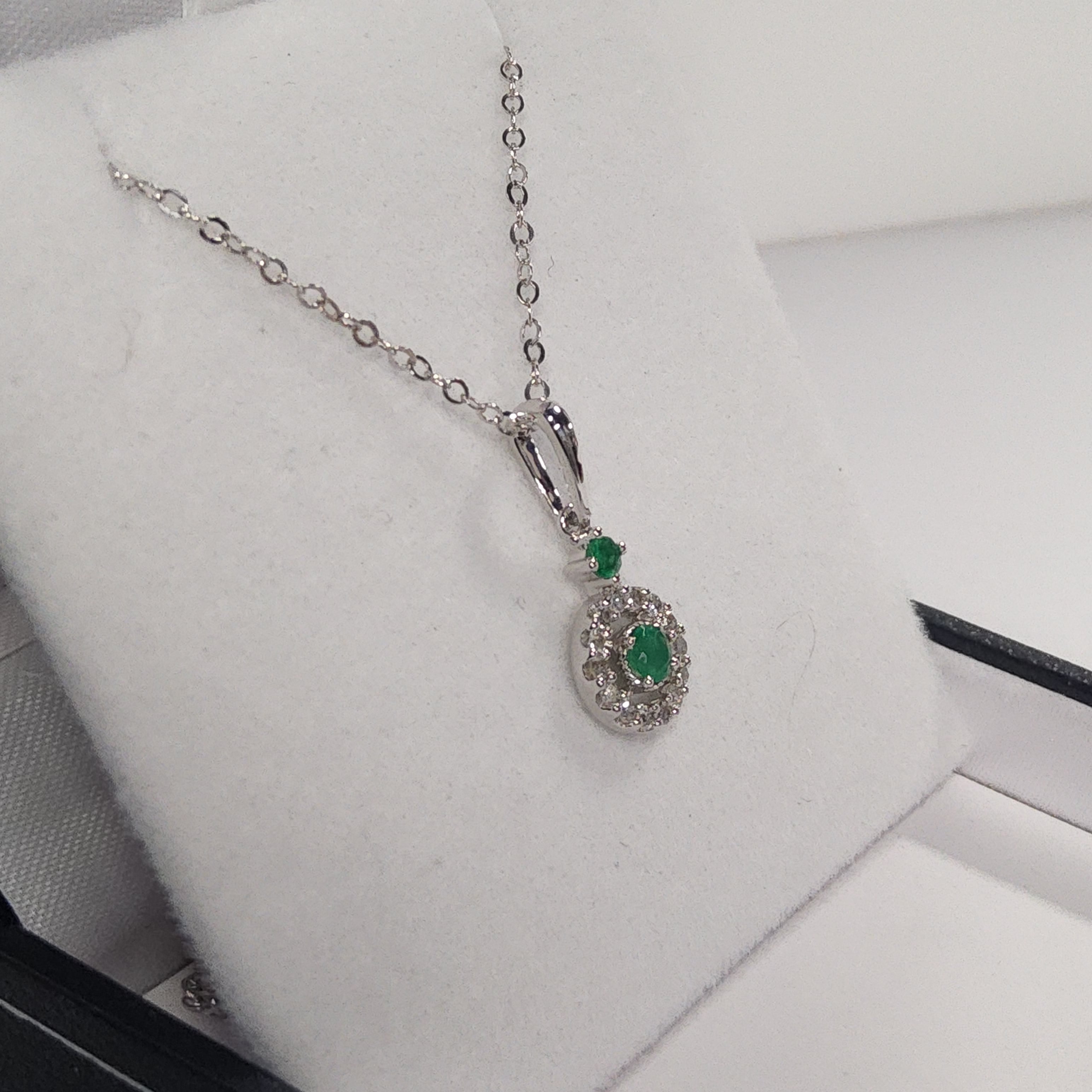 Round Cut Emerald and Diamond Pendant - JP02185
