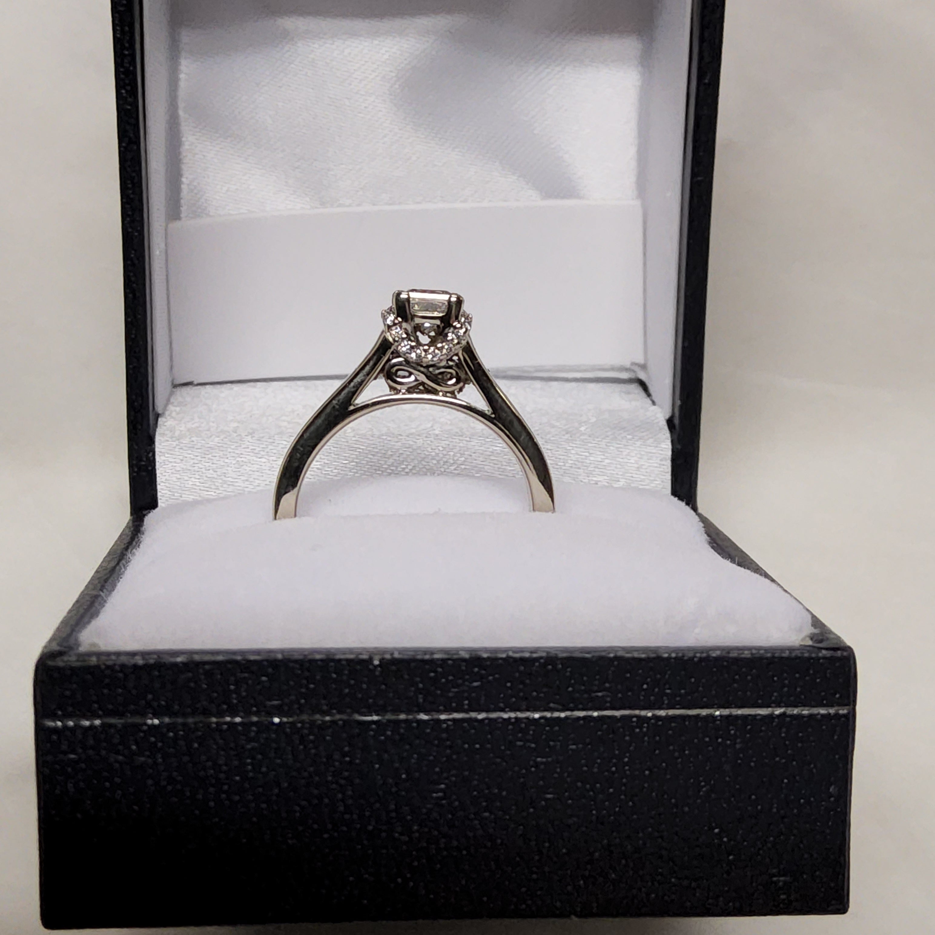 Engagement Ring - LB193