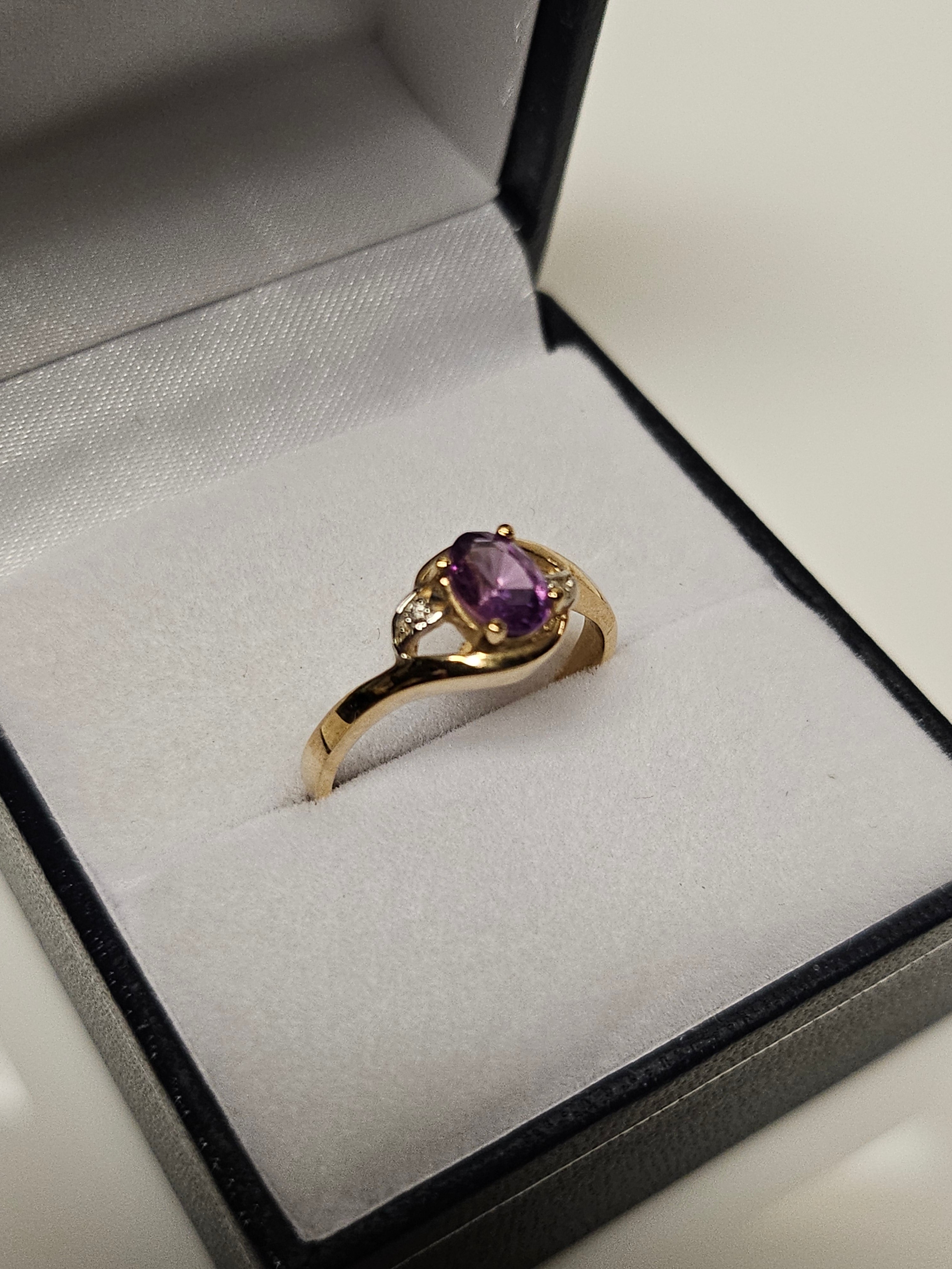 Amethyst Ring with Diamonds R6409DA