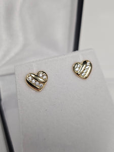 Gold Stud Earrings - Heart - 324