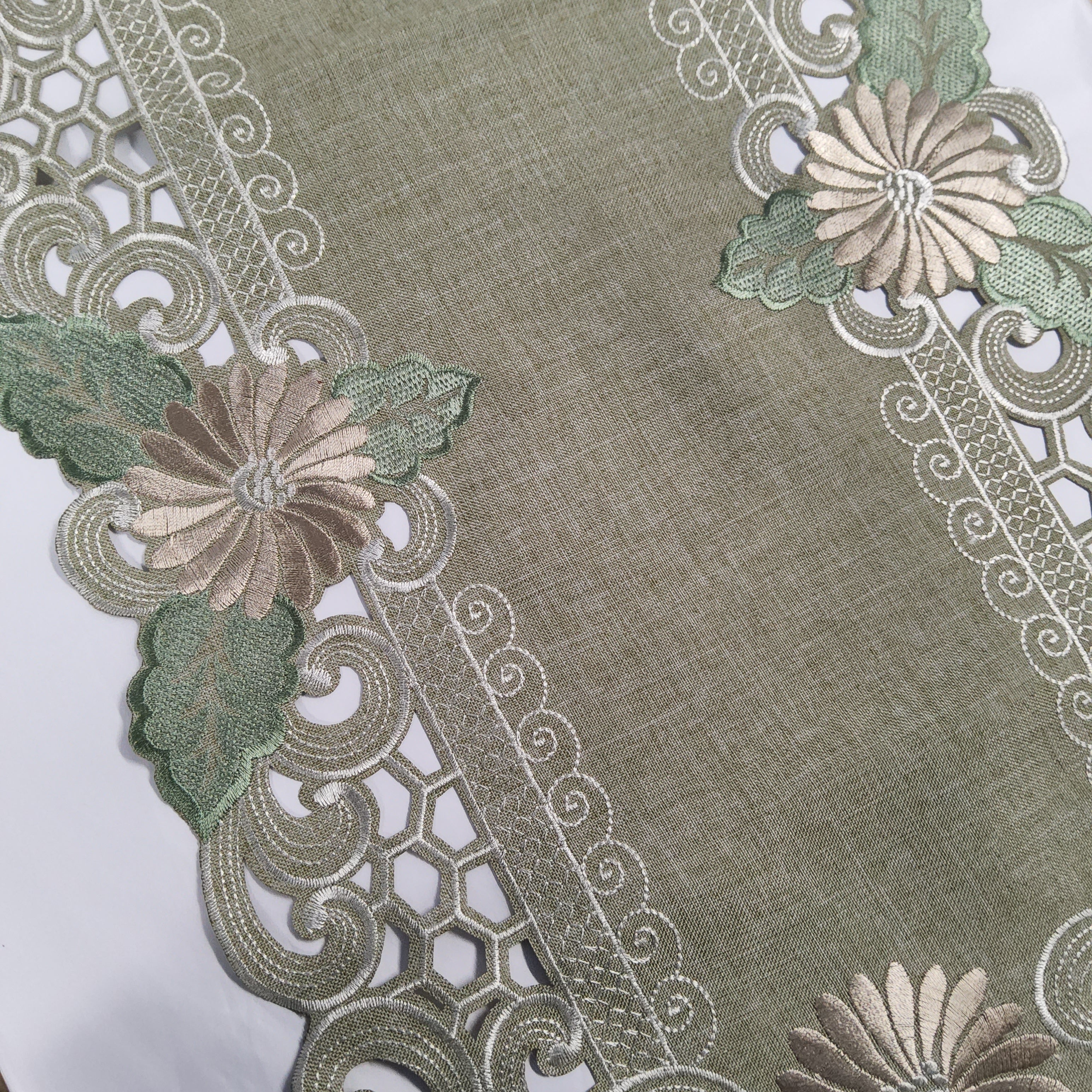 Table Runner - Sage - Assorted Sizes - 8852