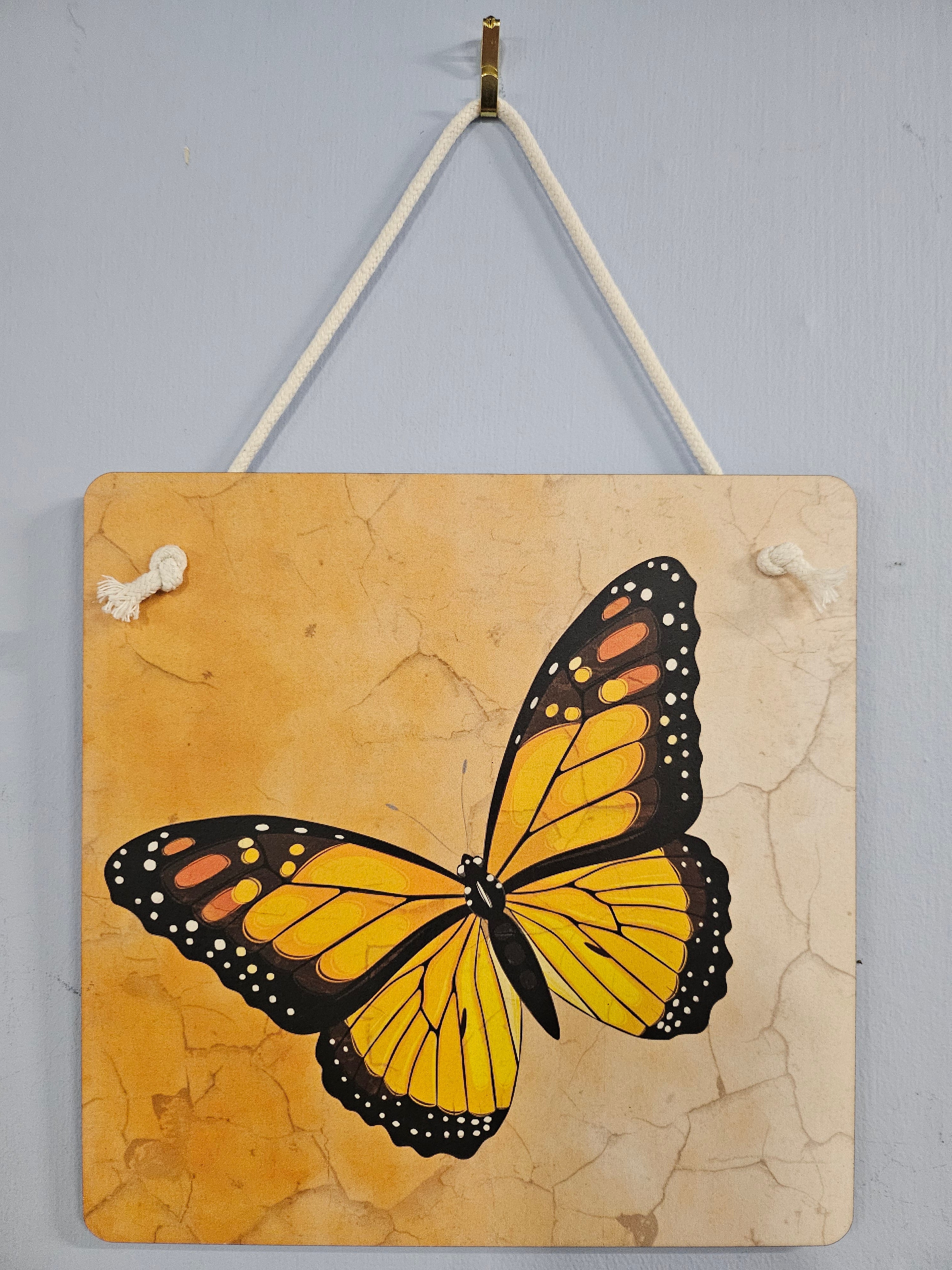 Wood Plaque 9x9" - Monarch Butterfly - 10-070