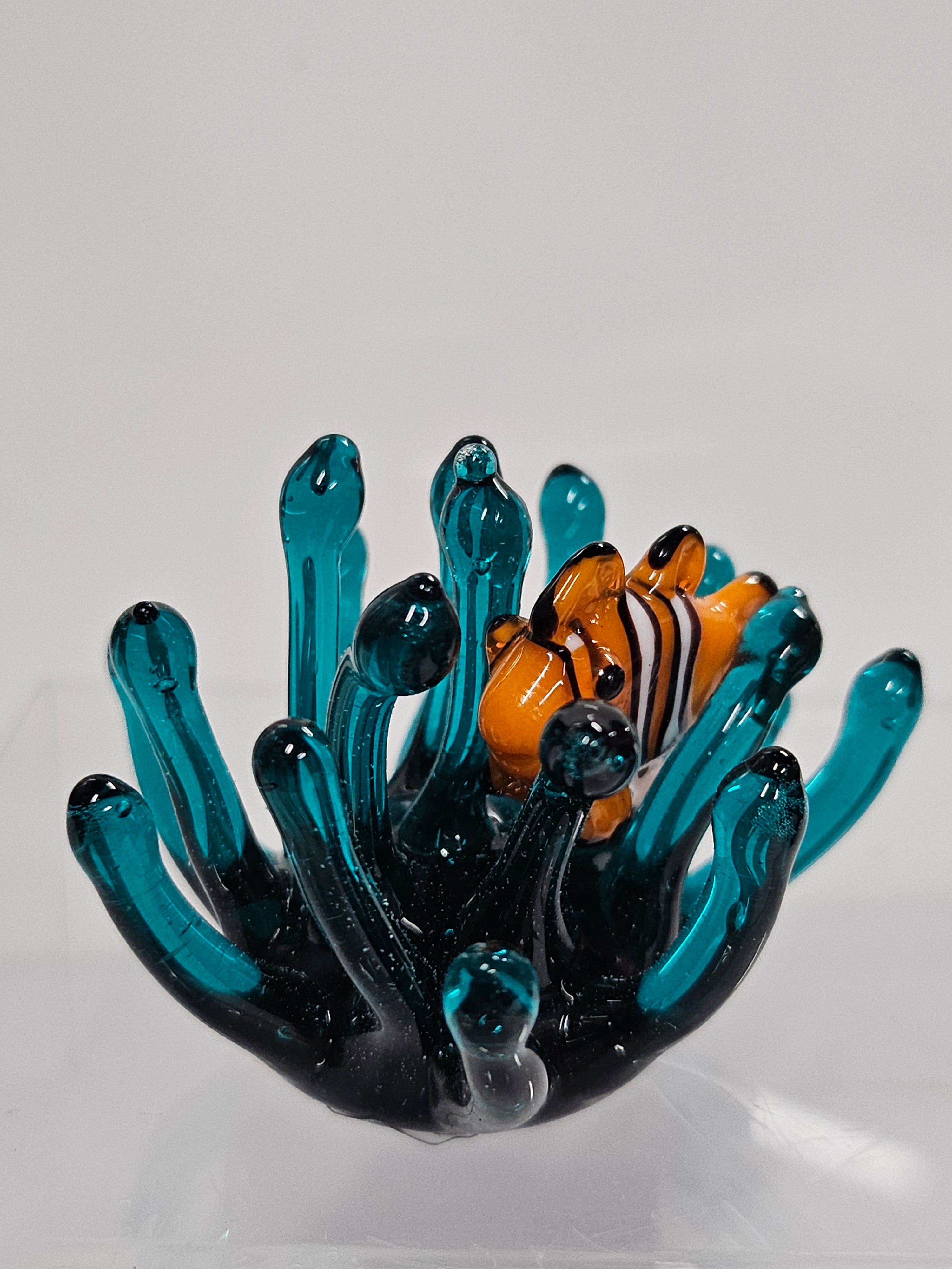 Glass Figurine - Mini Clownfish in Anemone - 26672