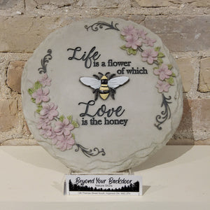 Stepping Stone / Wall Plaque - Bee - 13418