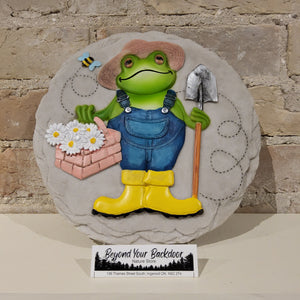 Stepping Stone / Wall Plaque - Frog Gardener - 13383A