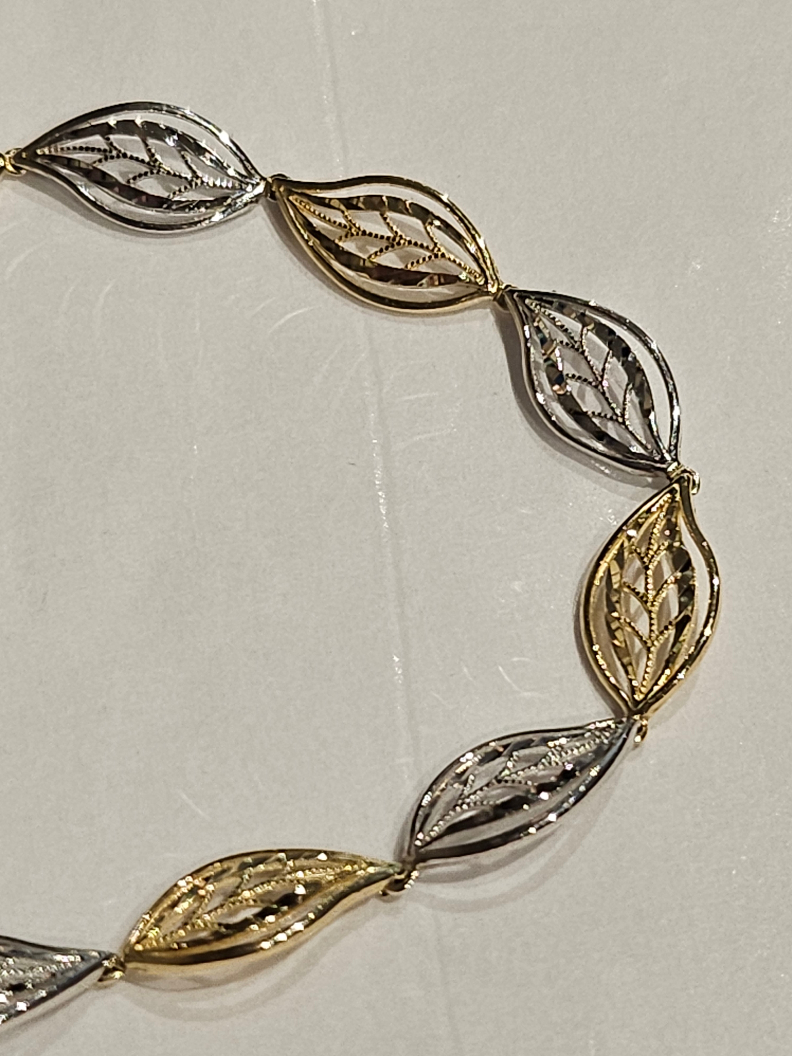 Bracelet - 10Kt Two-Tone Gold - Leaf Design - 9062