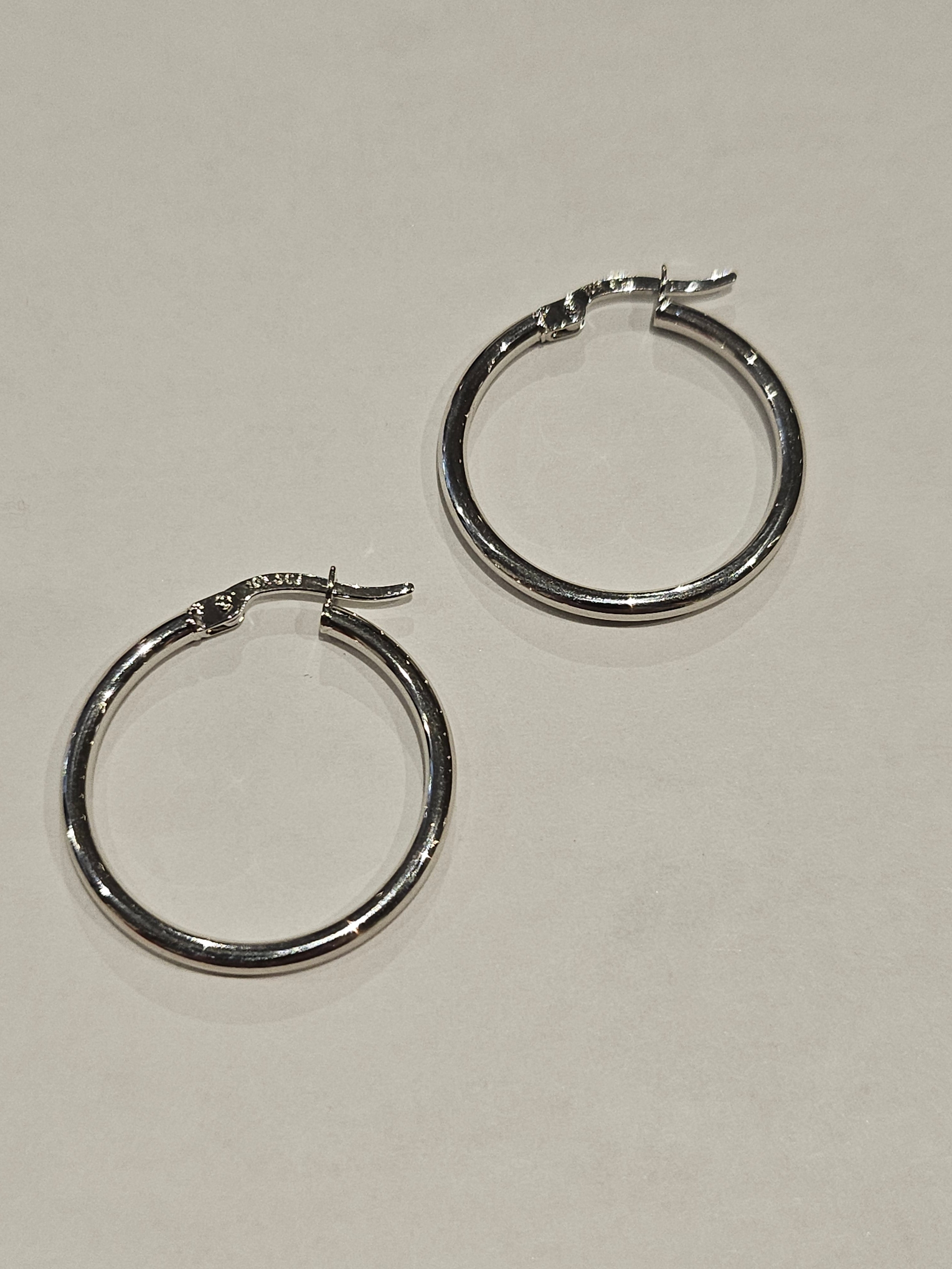 White Gold Hoop Earrings - 23mm - 317