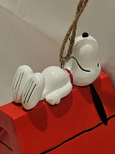 Birdhouse - Decorative - Snoopy on Doghouse - 10331