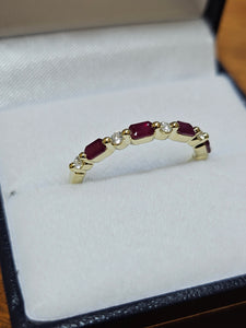 Ruby (4) Ring with Diamonds (5) - R17063