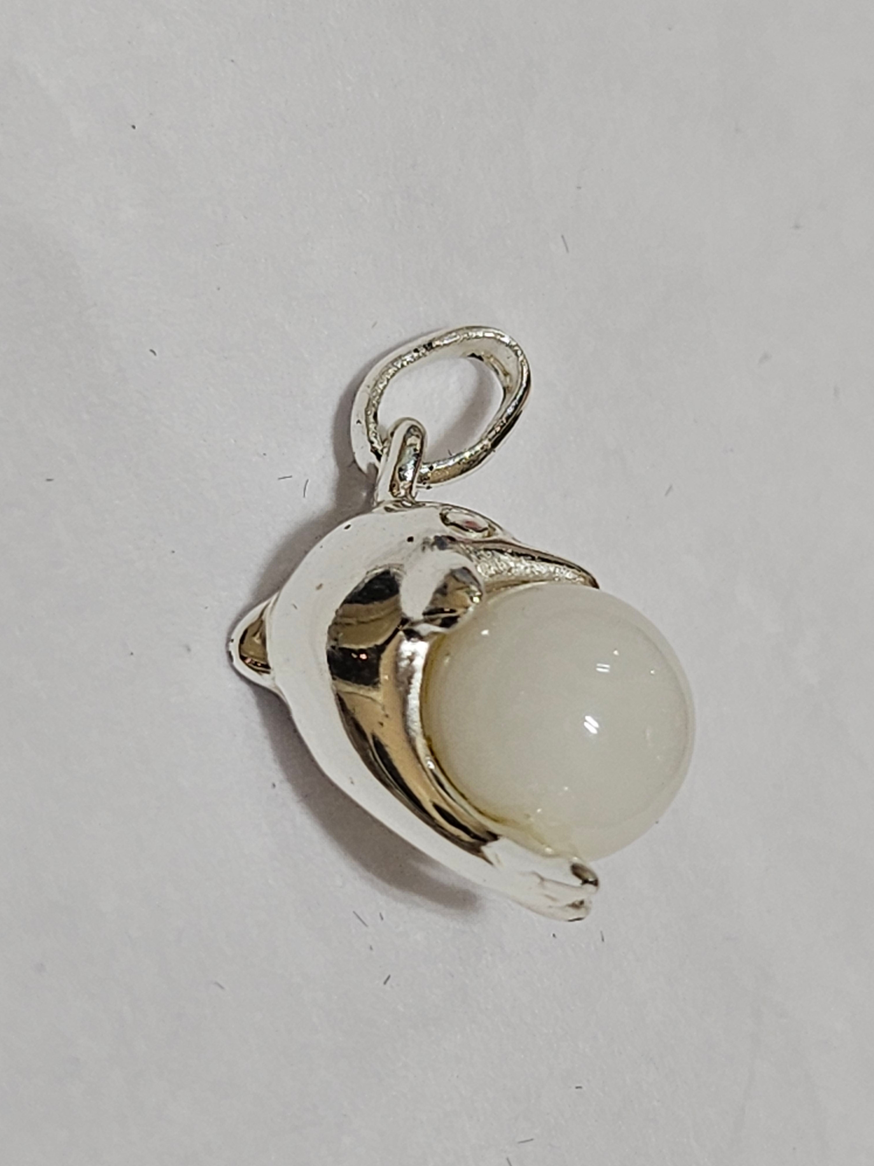 S/SCharm - Dolphin with White Stone - 3689