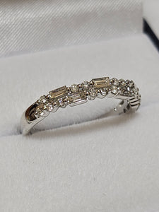 Diamond Anniversary Ring (Baguette and Round Cut) SJRD7049