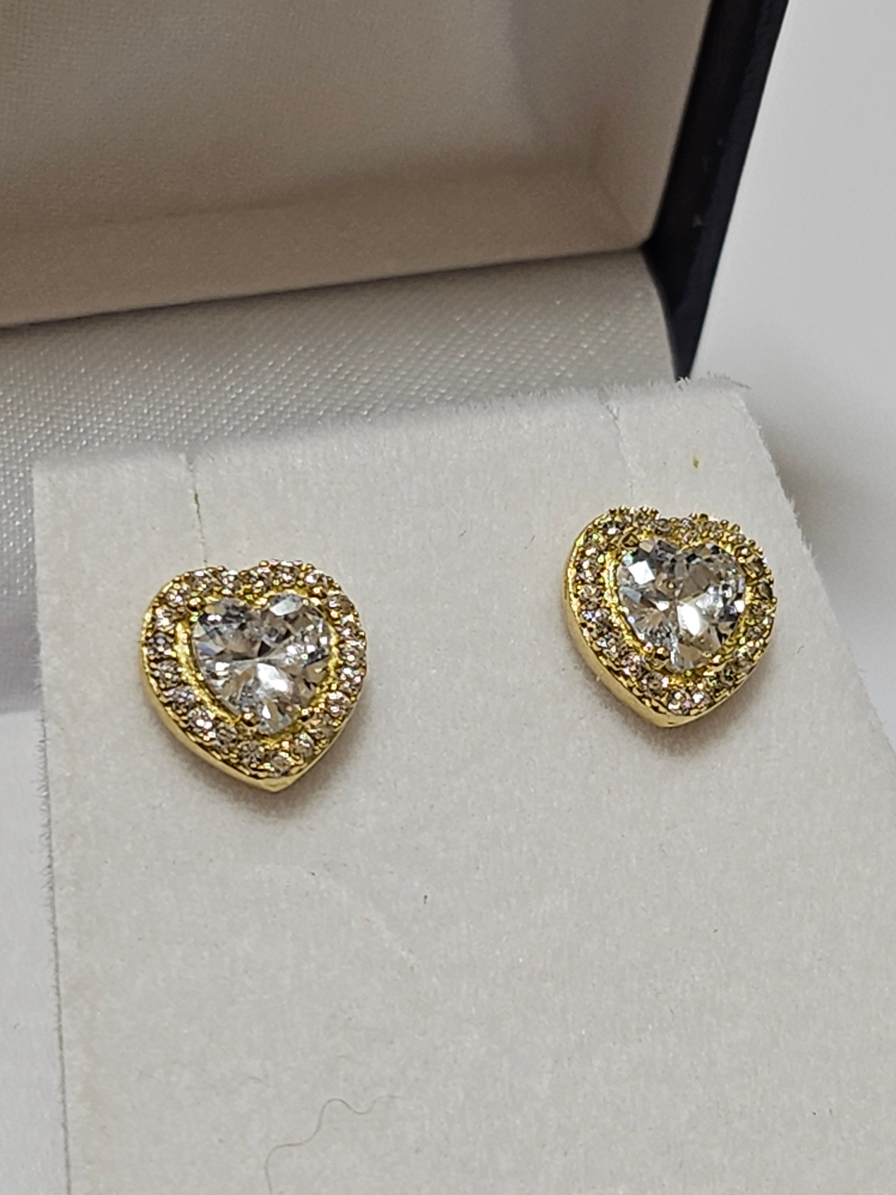 Gold Stud Earrings - Heart with cubic zirconia - 339