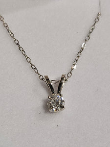 Diamond Pendant - Solitaire Design - XP0552