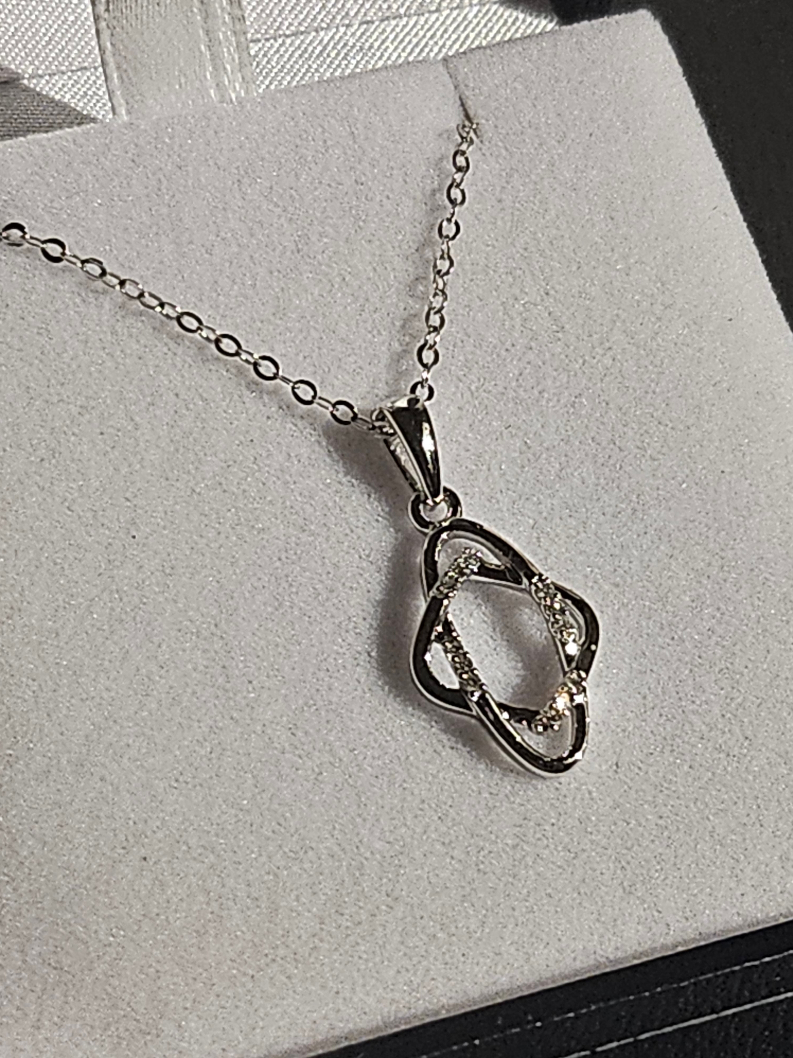 Diamond Pendant - White Gold - SP6696