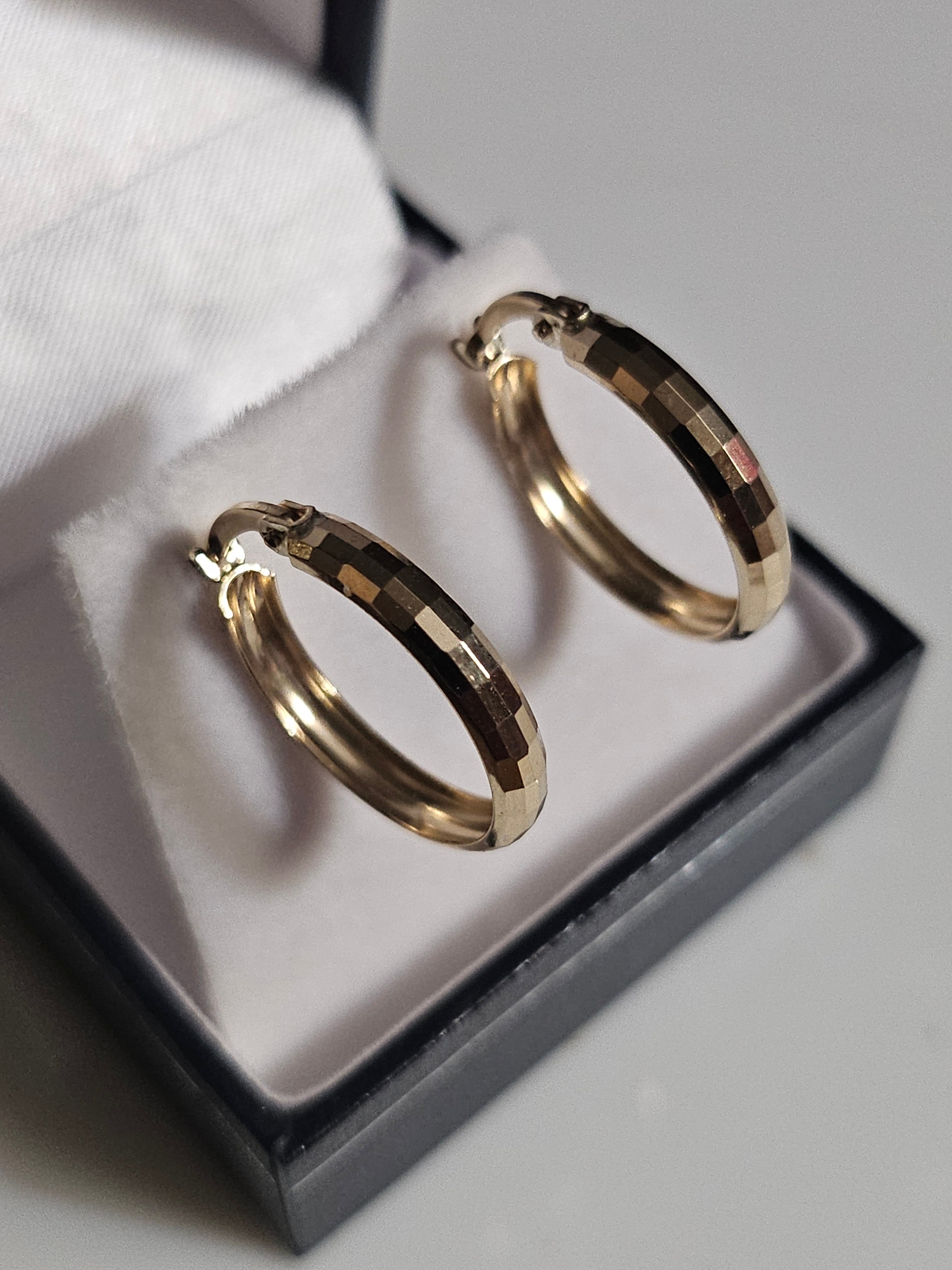 Hoop Earrings - 18mm - Yellow Gold 10Kt - Faceted - $331