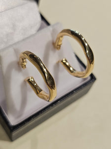 Hoop Earrings - 20mm - Yellow Gold 10Kt - $411