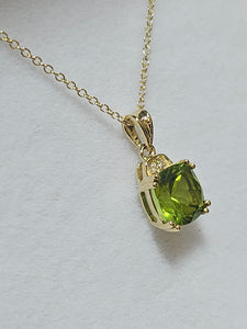 Peridot Pendant with Diamond - PYD8705