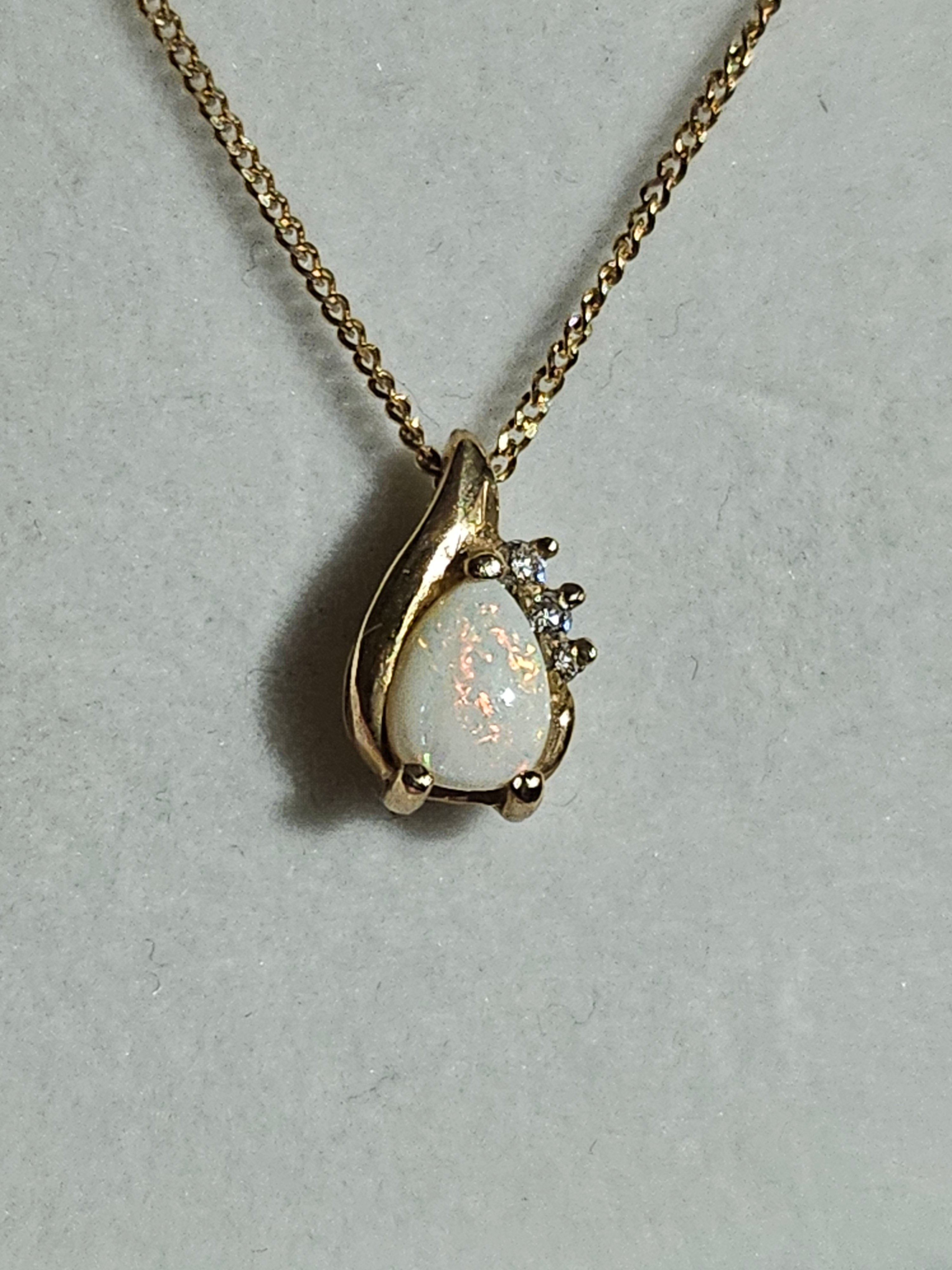 Pear-shape Cut Opal Pendant - P1389/9
