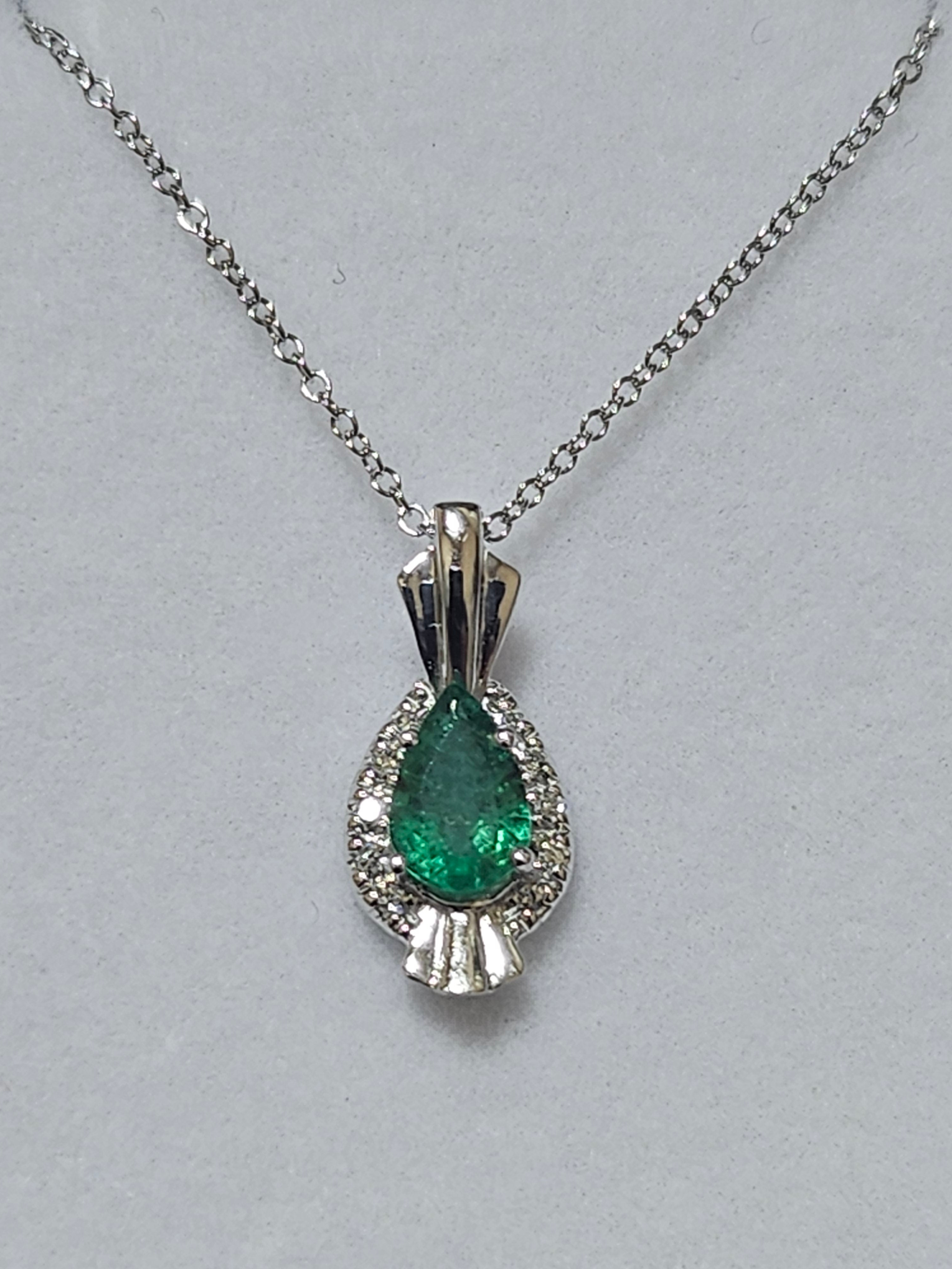 Emerald Pendant with Diamonds - PWD0351