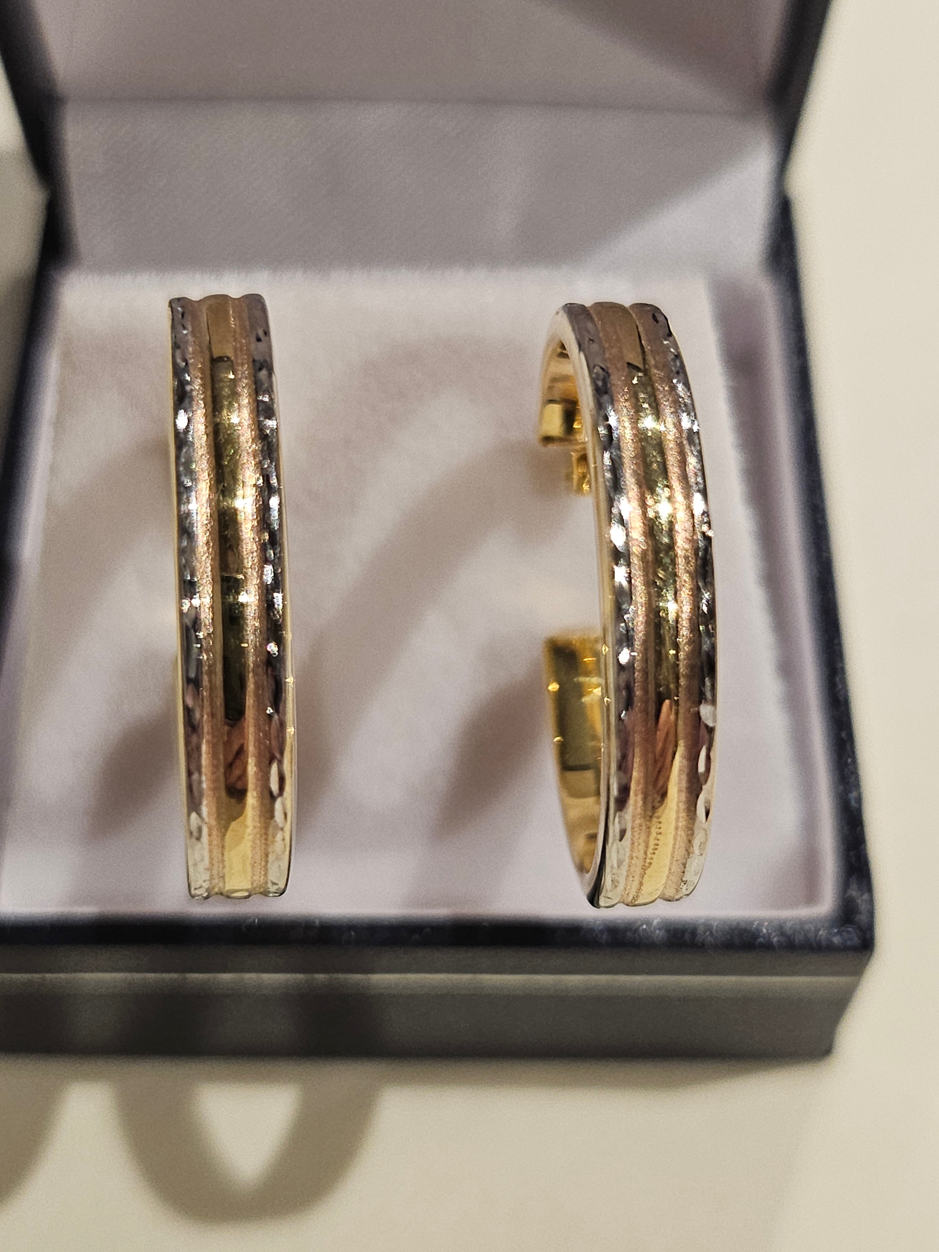 Hoop Earrings - 24mm - Yellow Gold 10Kt - $459