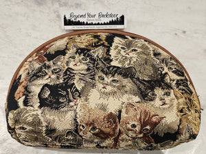 Cosmetic Bag Set - 4 pieces - Tapestry - Assorted Designs M08
