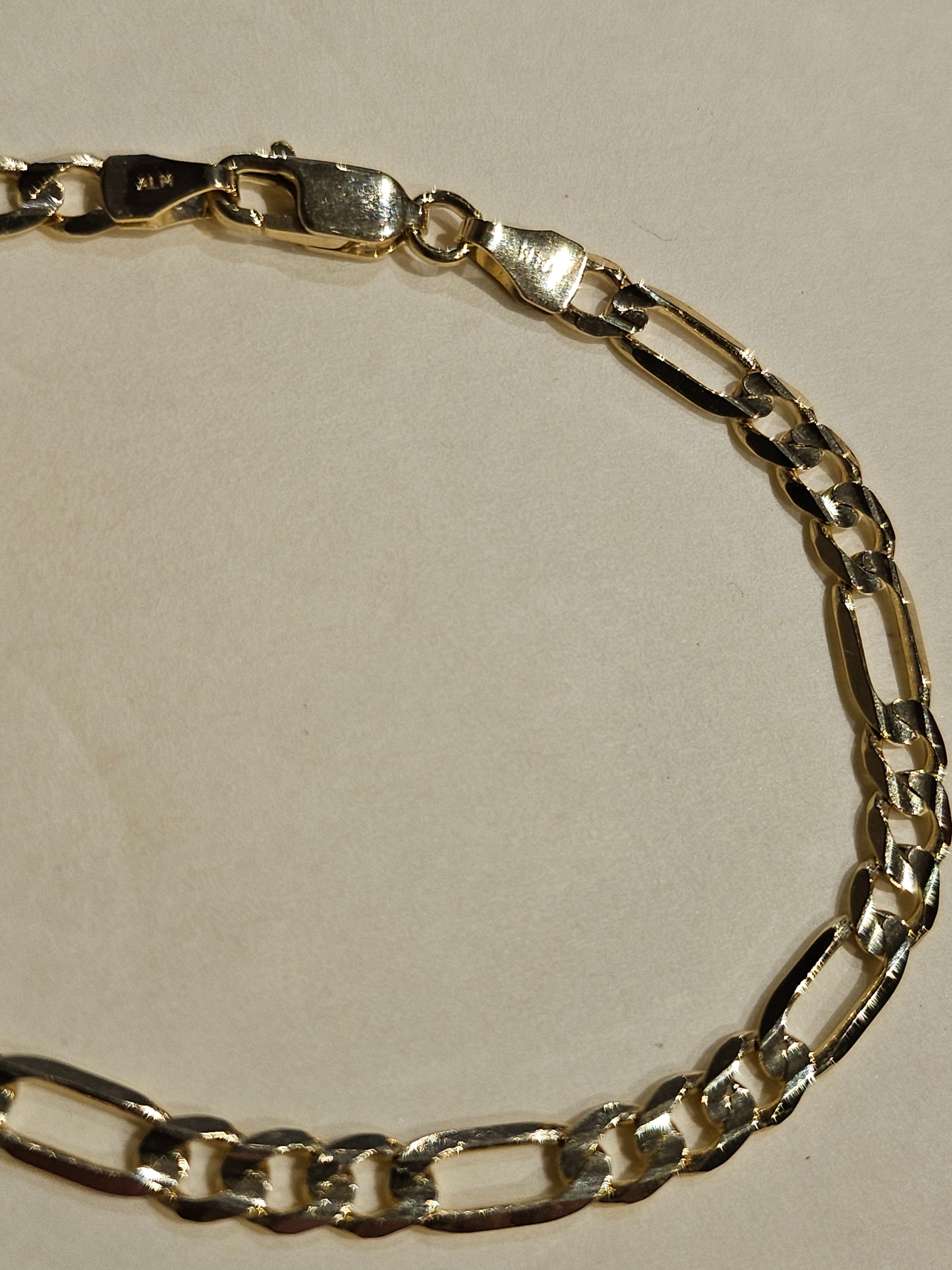 10Kt Yellow Gold Figaro Style Bracelet