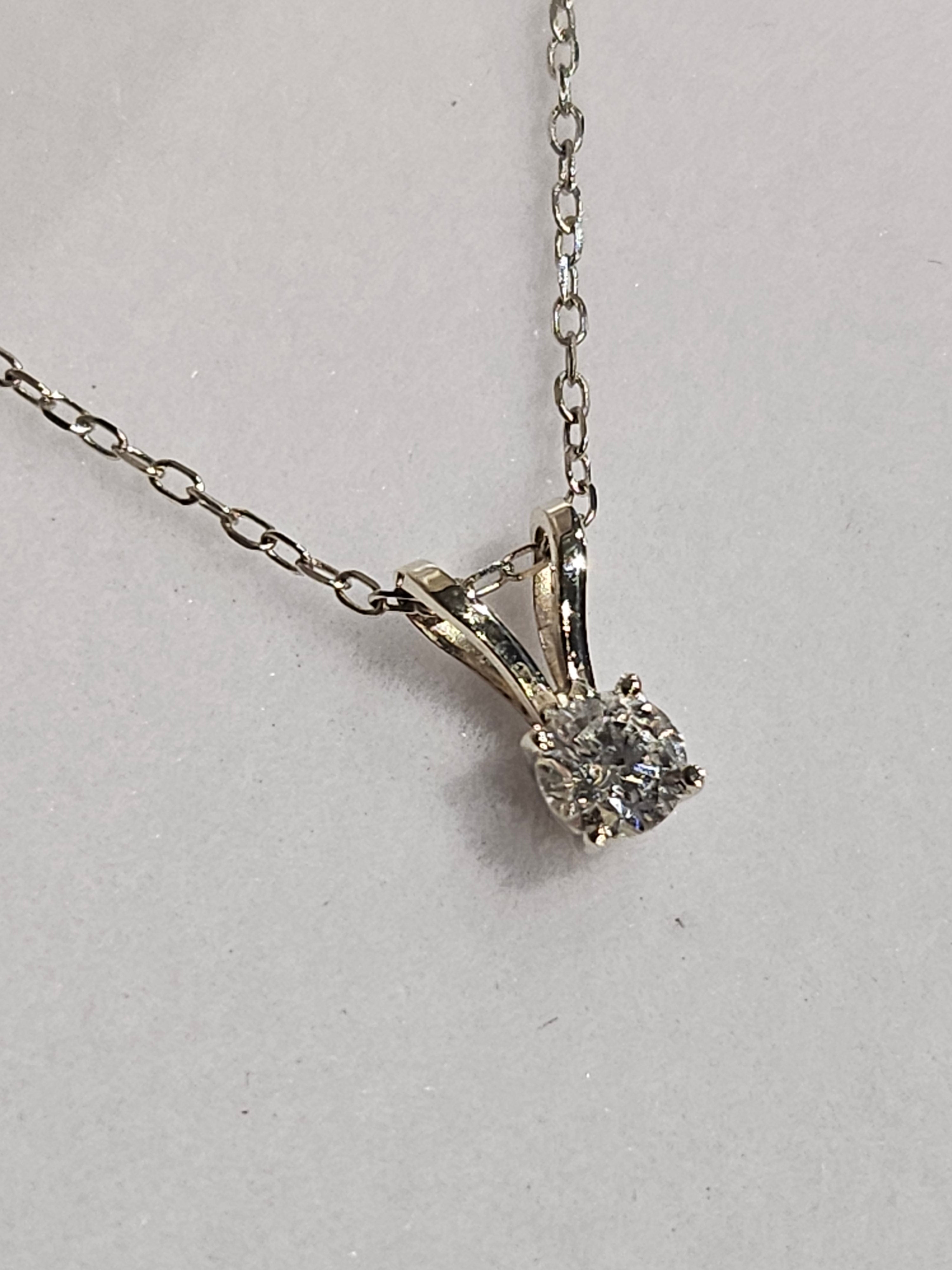 Diamond Pendant - Solitaire Design - XP0552