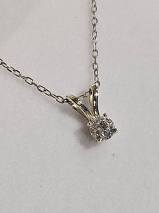 Diamond Pendant - Solitaire Design - XP0552