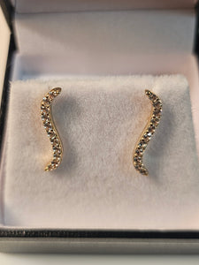 Stud Earrings - Yellow Gold 10Kt - Modern Design - $266