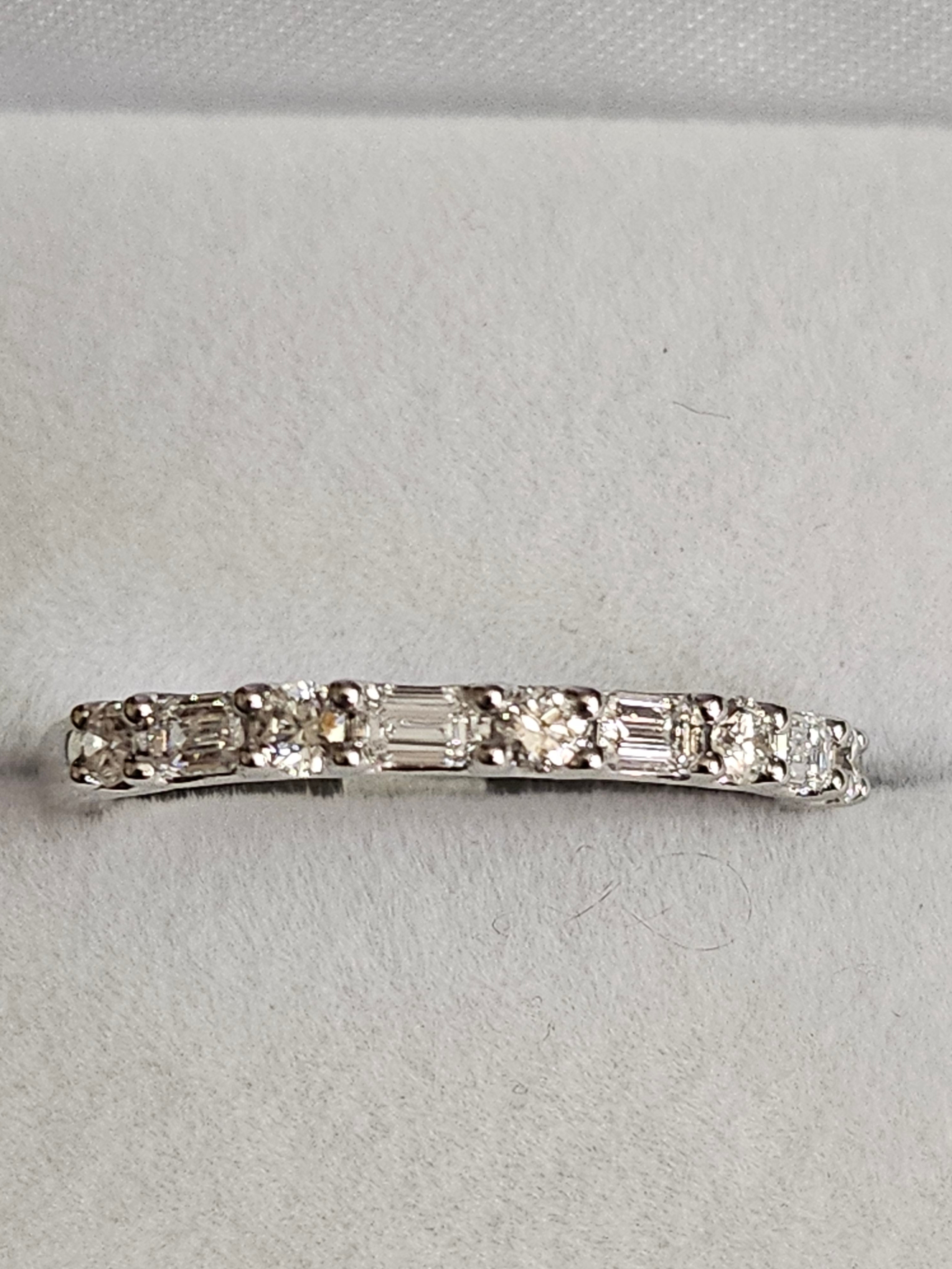 Diamond Anniversary Ring with Diamonds (5+4) - R17066