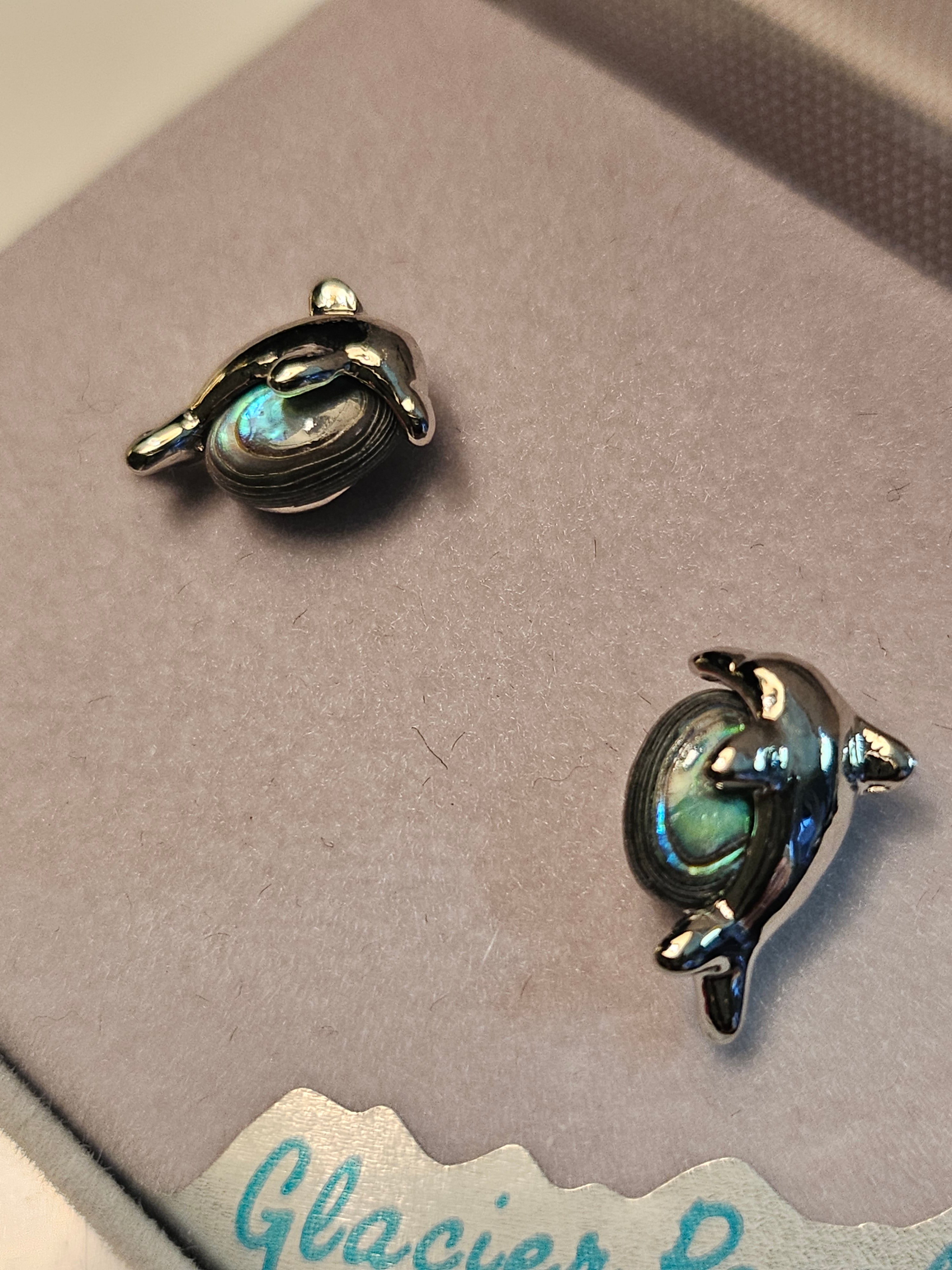 Storrs Earrings - Dolphin - Glacier Pearle - 8011007