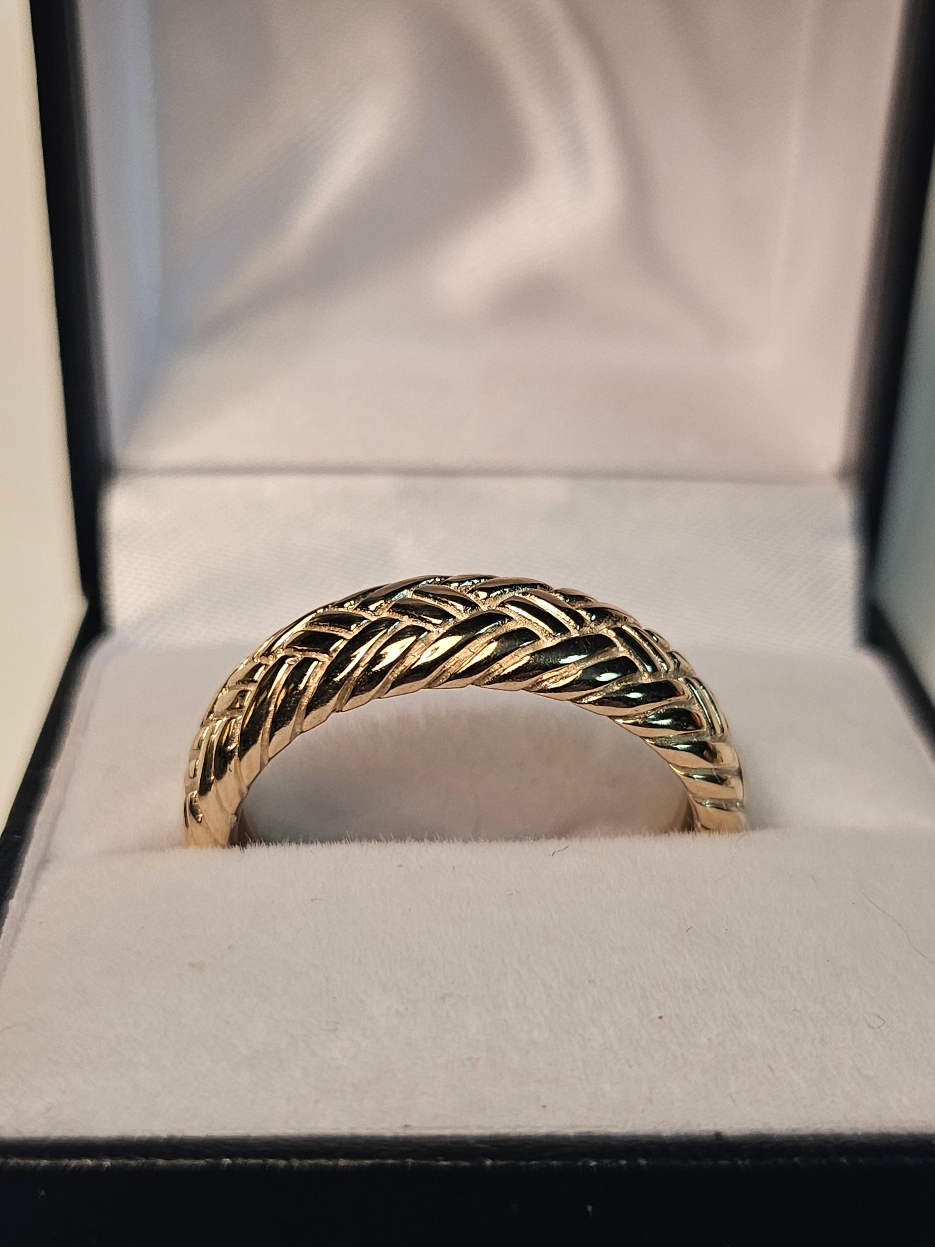 Gold Wedding Band - Men's - Patterned - 1585M - $2620