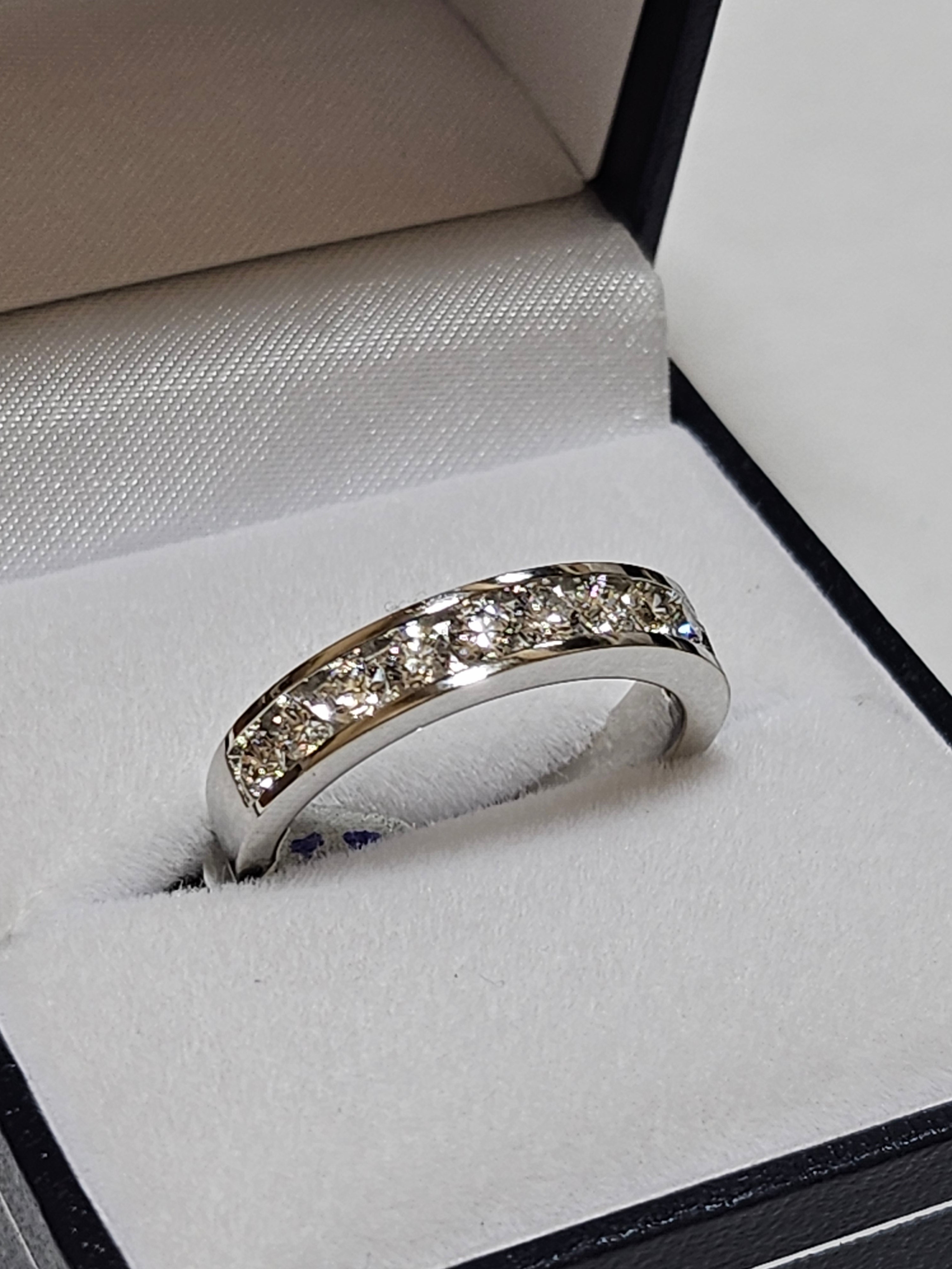 Diamond Anniversary Ring - White Gold - H2750/75