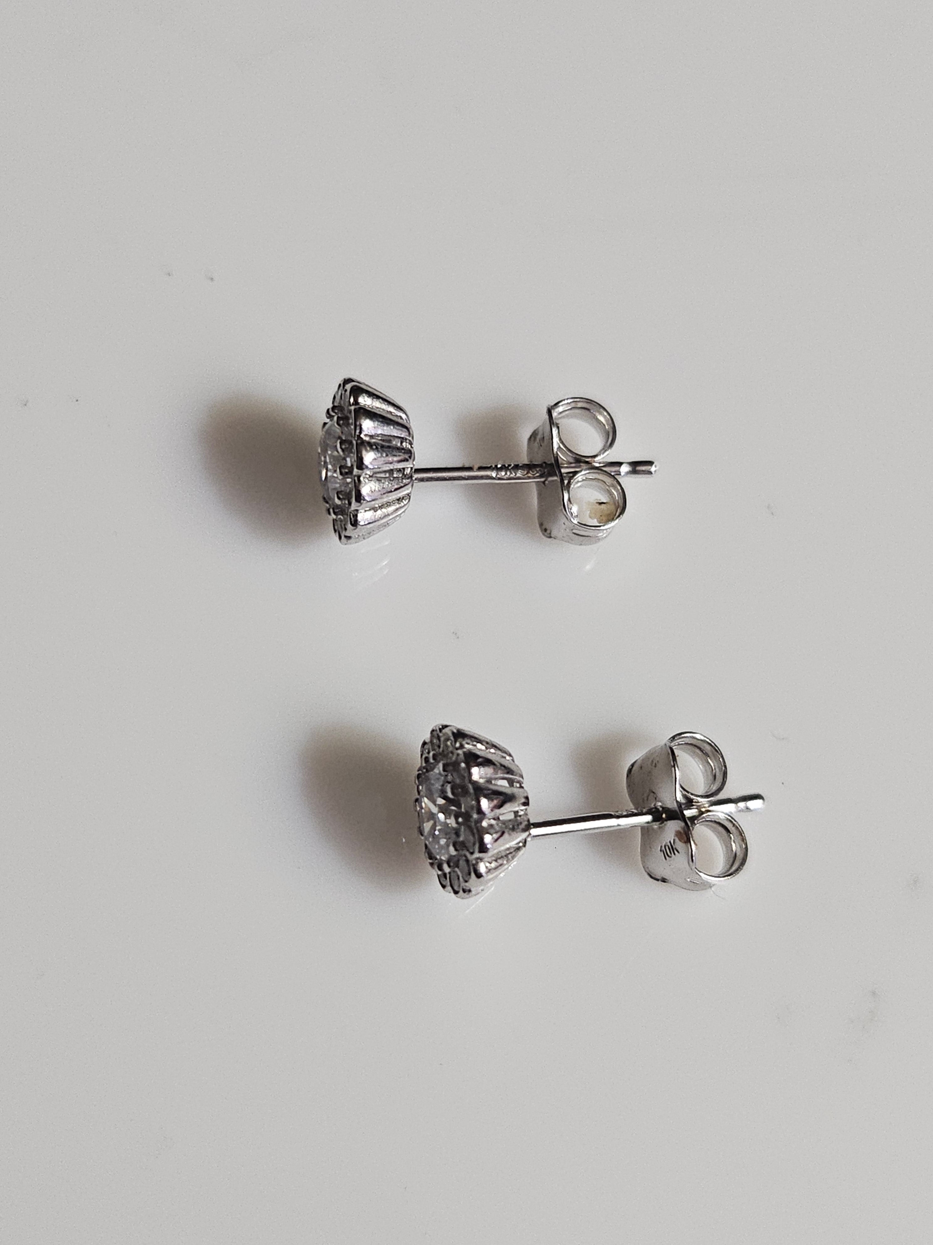 Stud Earrings - White Gold 10Kt - Cluster - $290