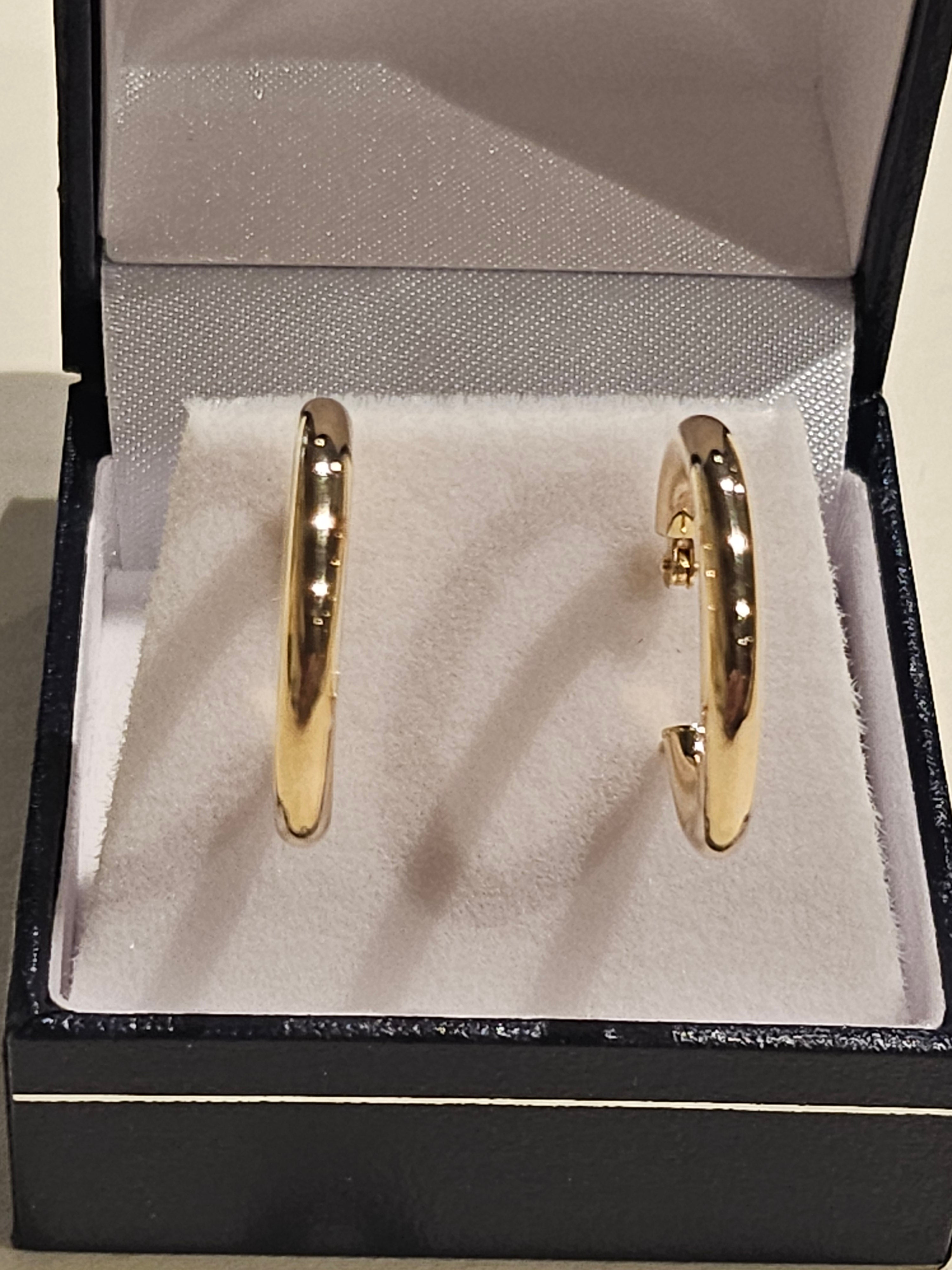 Hoop Earrings - 19mm - Yellow Gold 10Kt - Polished - $266