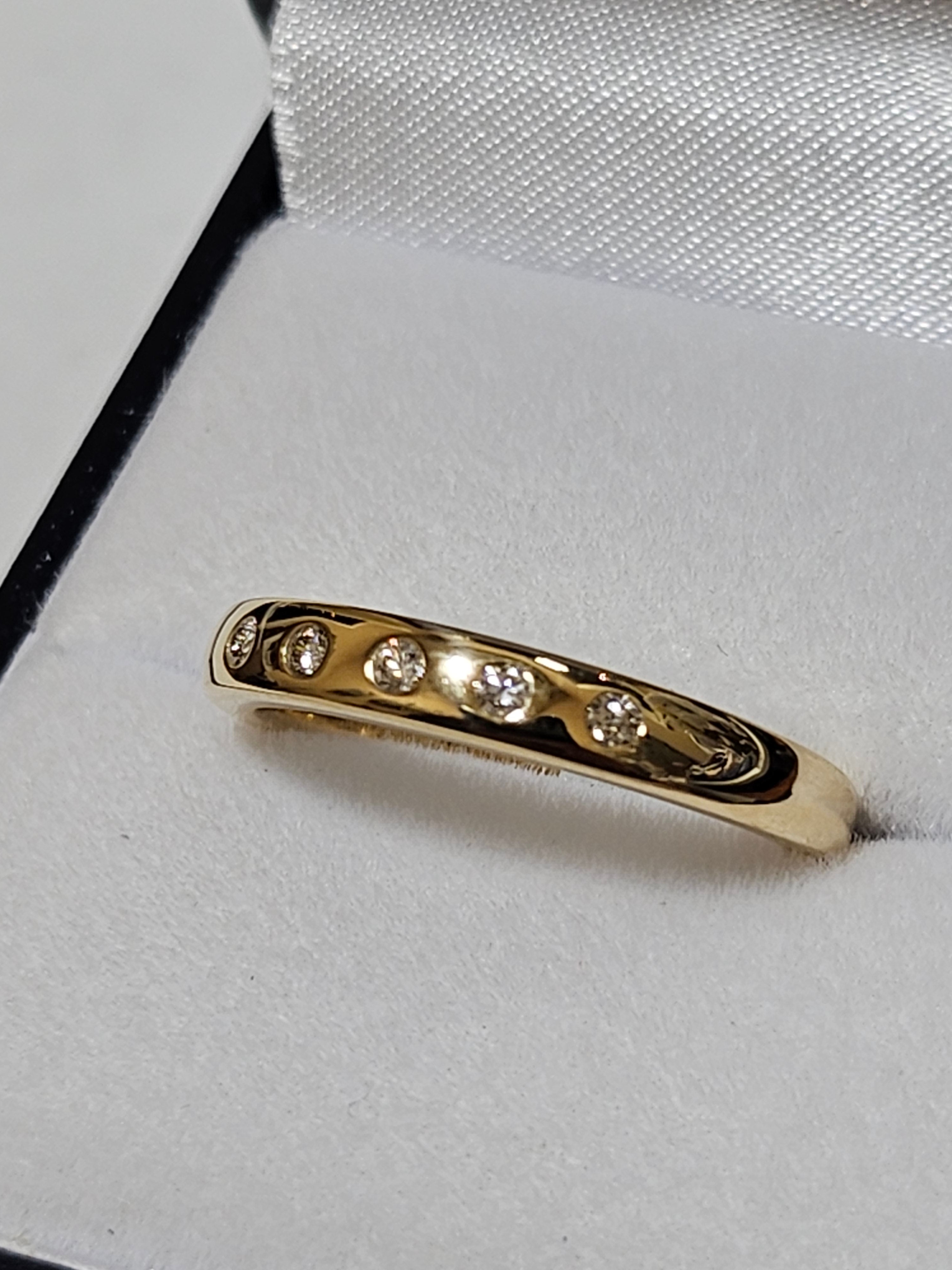 Diamond Anniversary Ring - Yellow Gold - H1941W