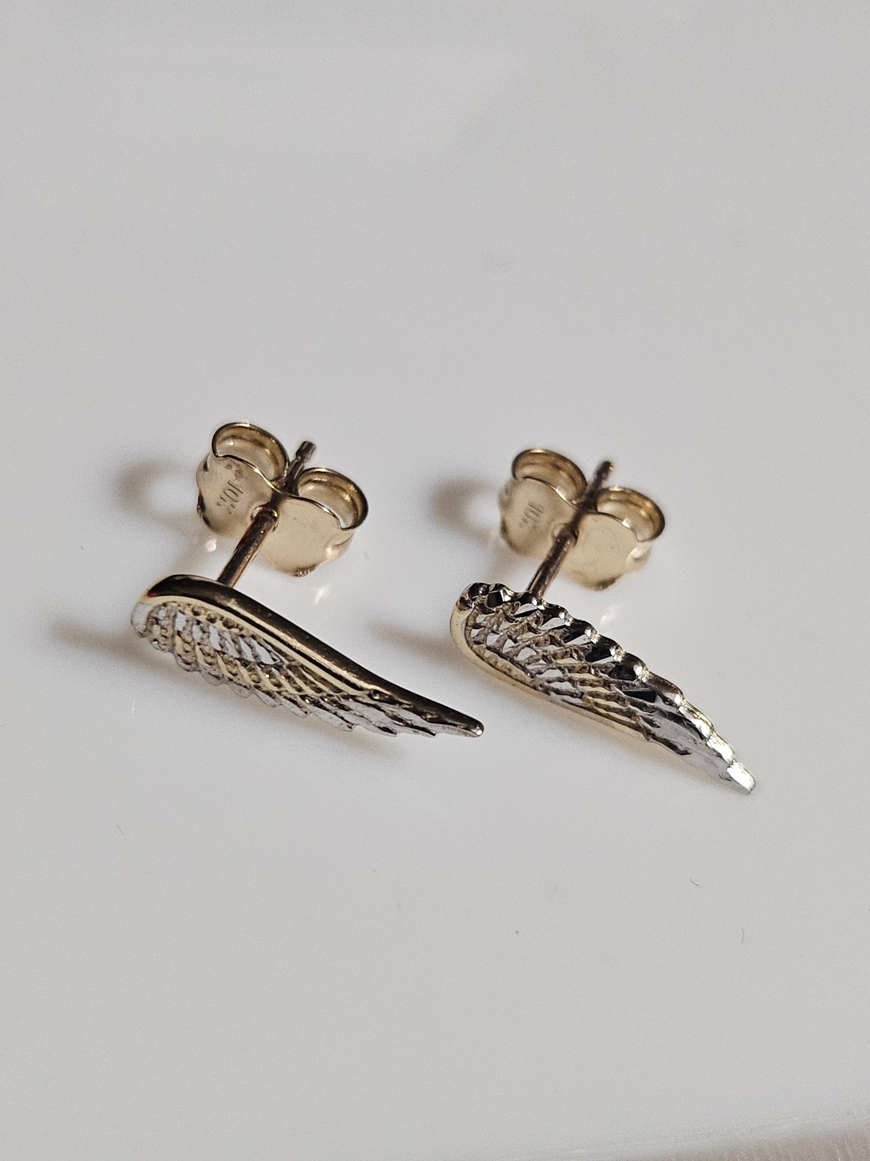 Stud Earrings - Yellow Gold 10Kt - Wings - $218