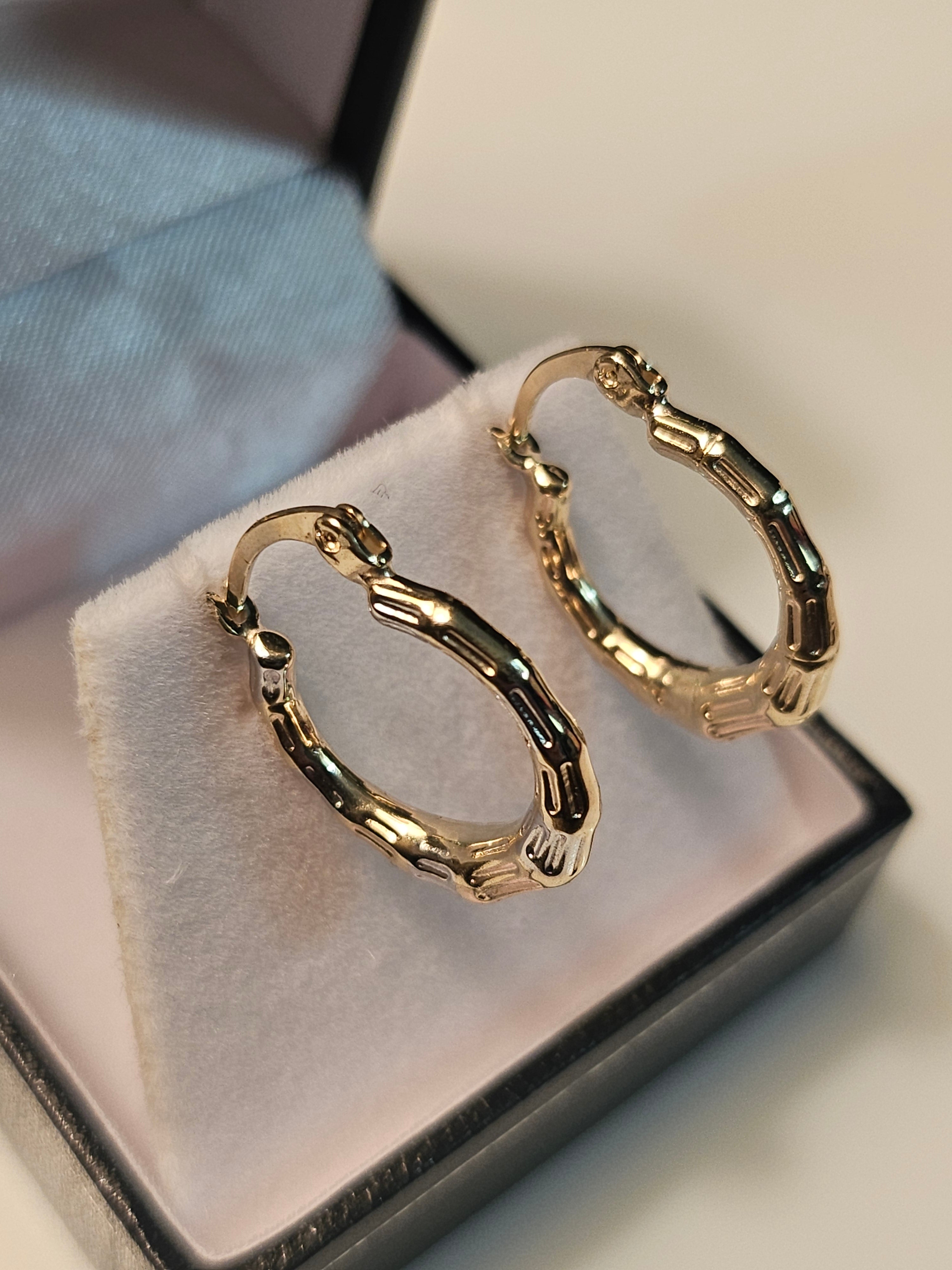 Hoop Earrings - 15mm - Yellow Gold 10Kt - Fancy - $345