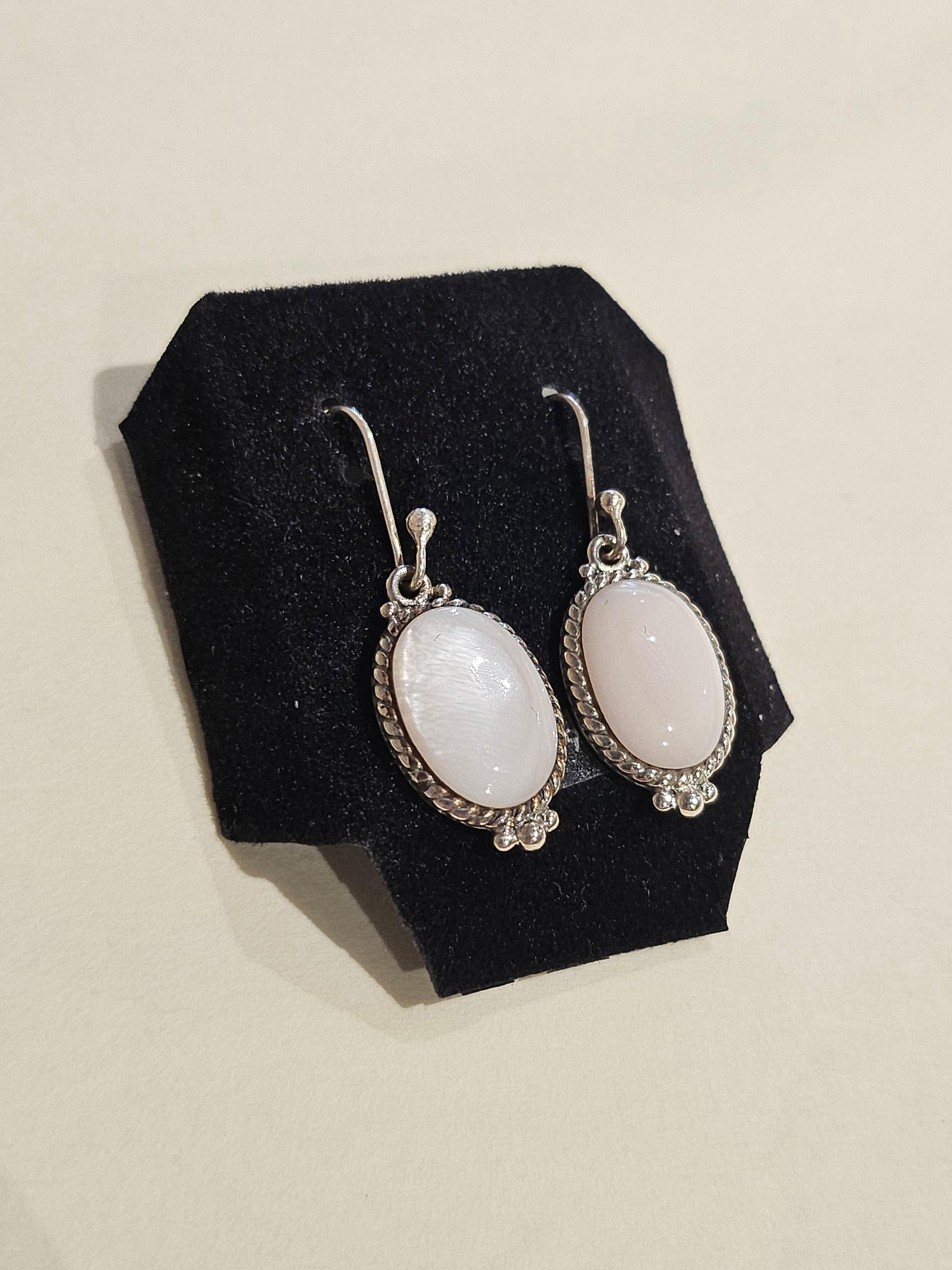 S/SEarrings - Shepherd hook style - Moonstone - 7208