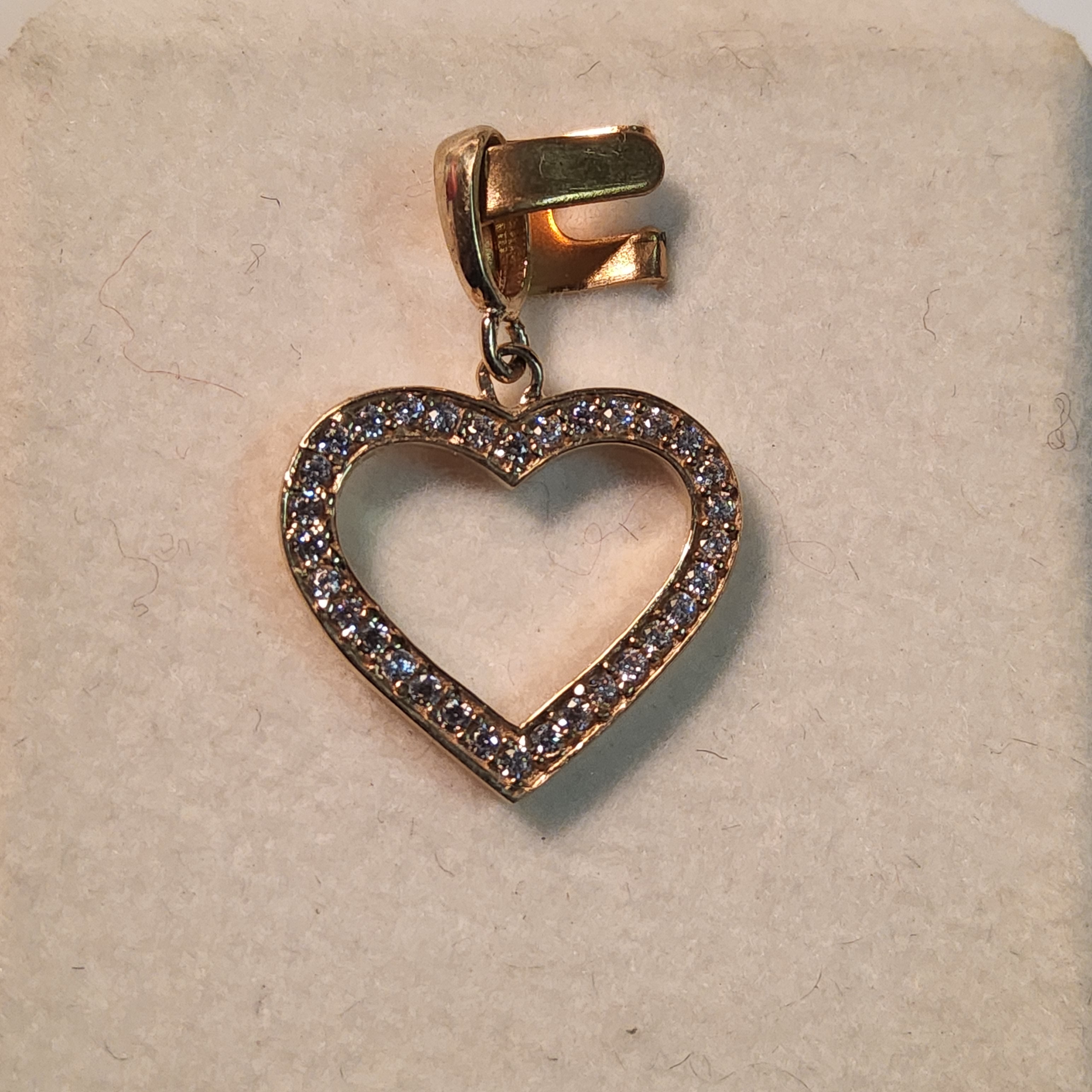 Gold Charm - Heart with cubic zirconia - 2141