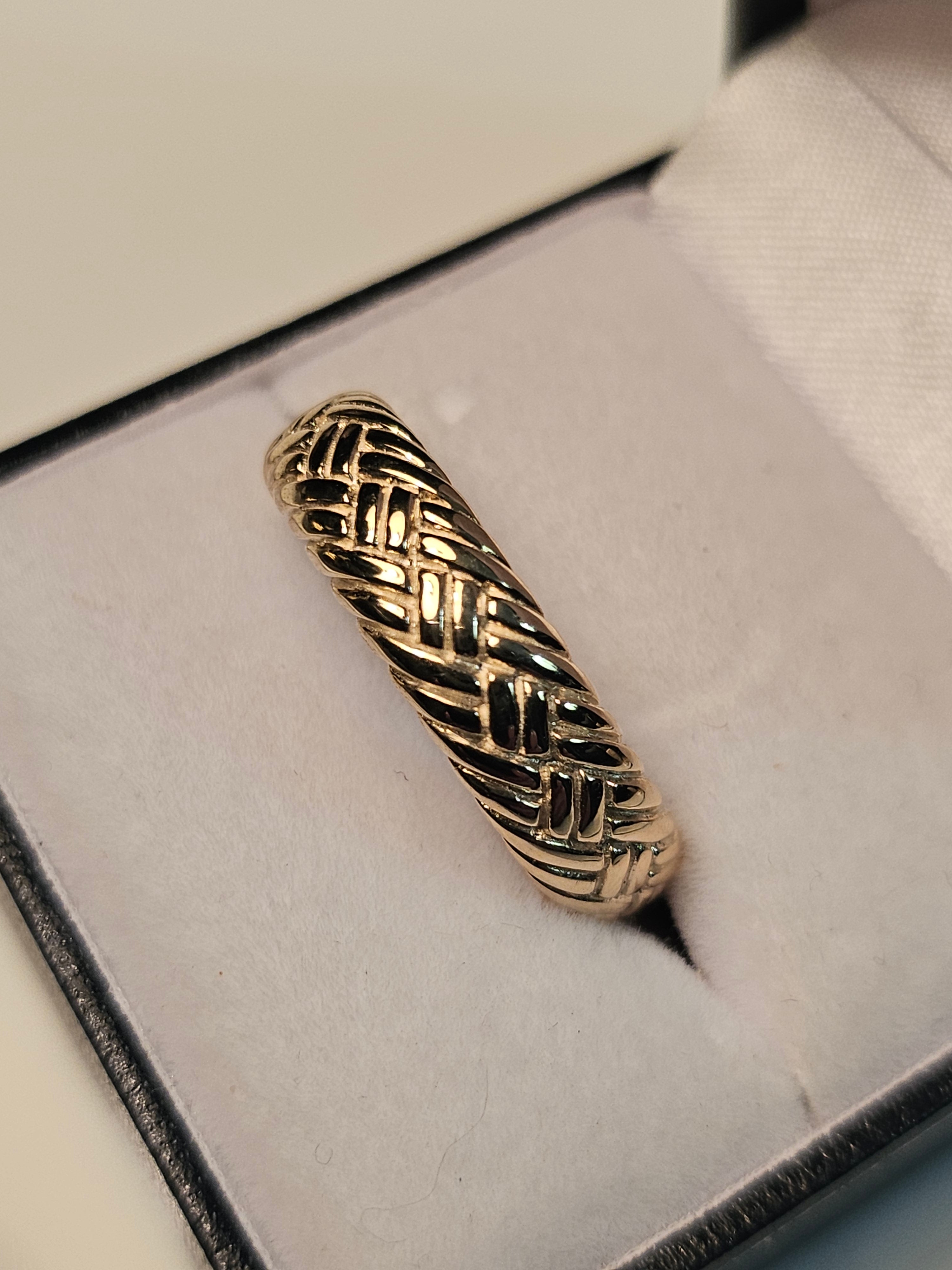 Gold Wedding Band - Men's - Patterned - 1585M - $2620
