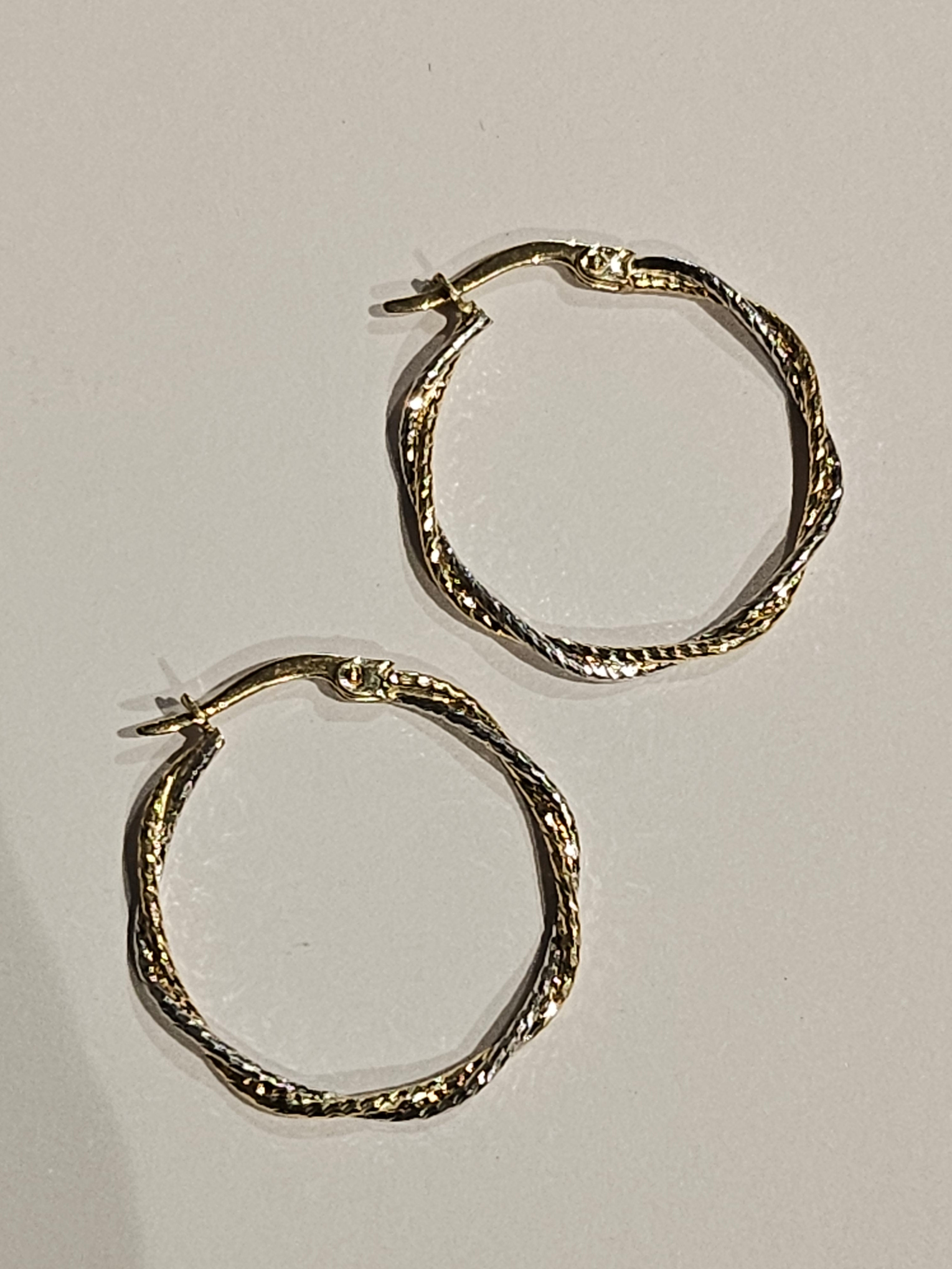 Hoop Earrings - 23mm - Two-tone Gold 10Kt - $322